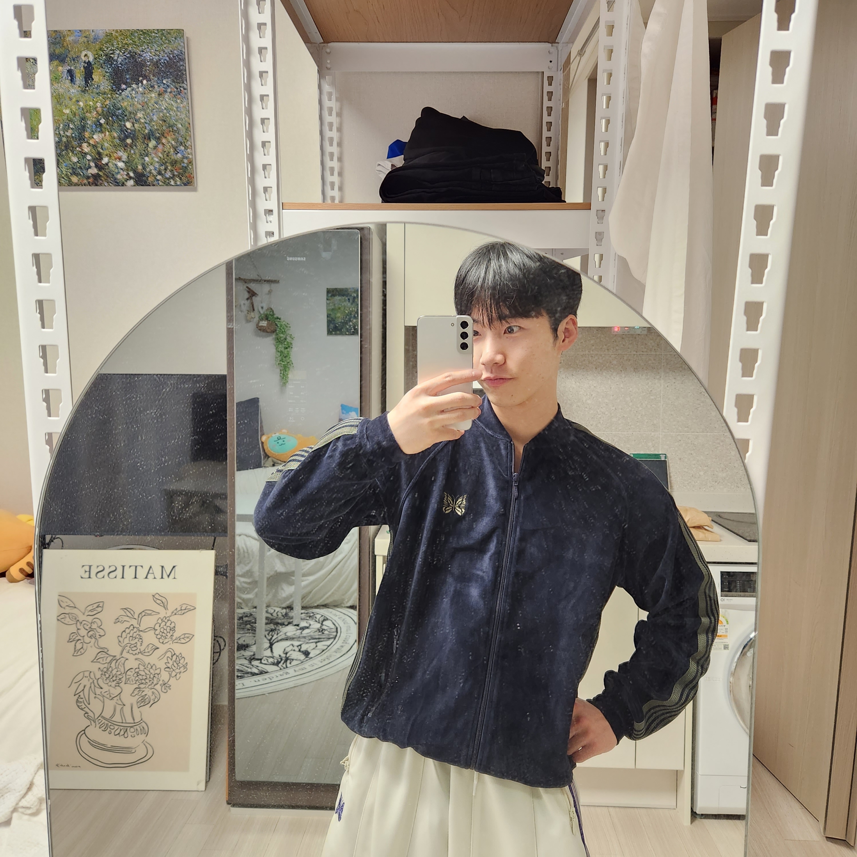 Needles R.C. Track Jacket Velour Navy, Needles H.D. Track Pants Poly Smooth Ice White 착용 스타일