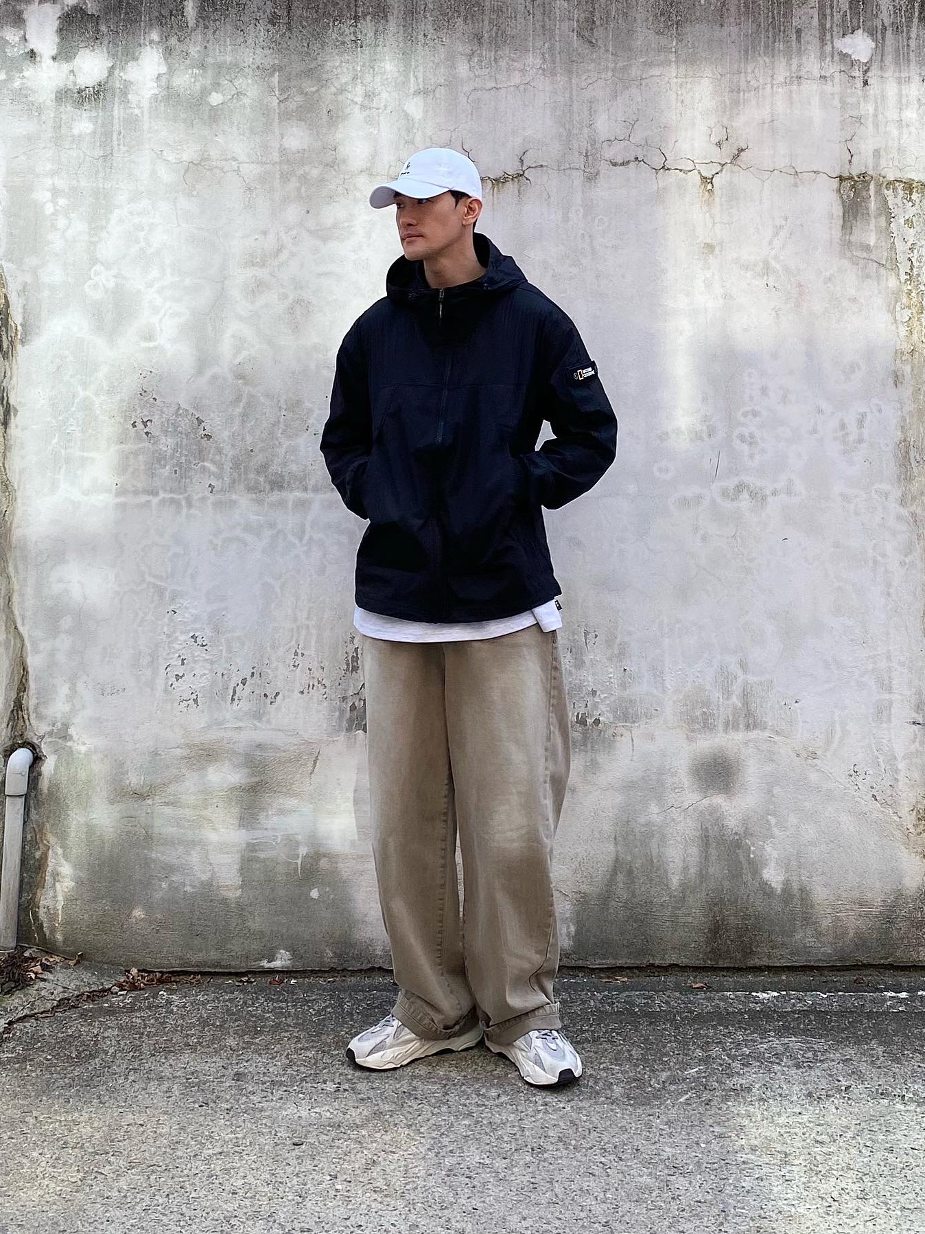 Adidas Yeezy Boost 700 V2 Static 2018 착용 스타일 - 2