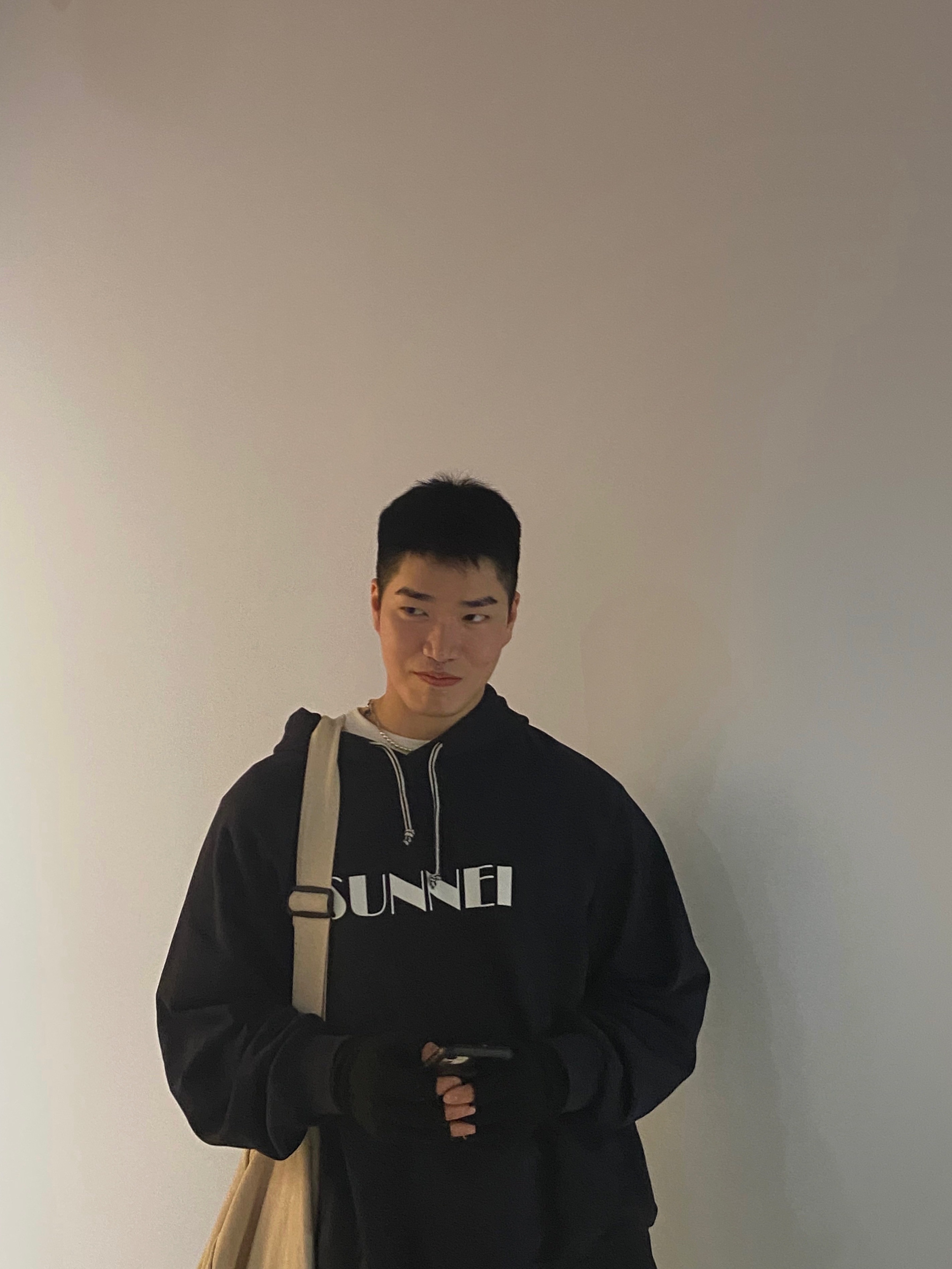 Sunnei Logo Hoodie Blue, Nike Air Force 1 '07 Low White 착용 스타일 - 1