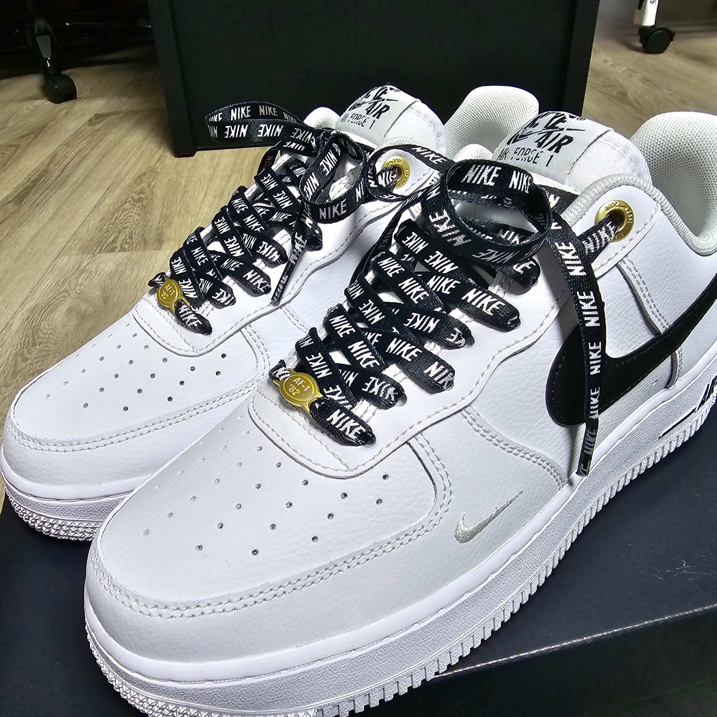 Nike Air Force 1 '07 LV8 40th Anniversary Join Forces White Black 착용 스타일