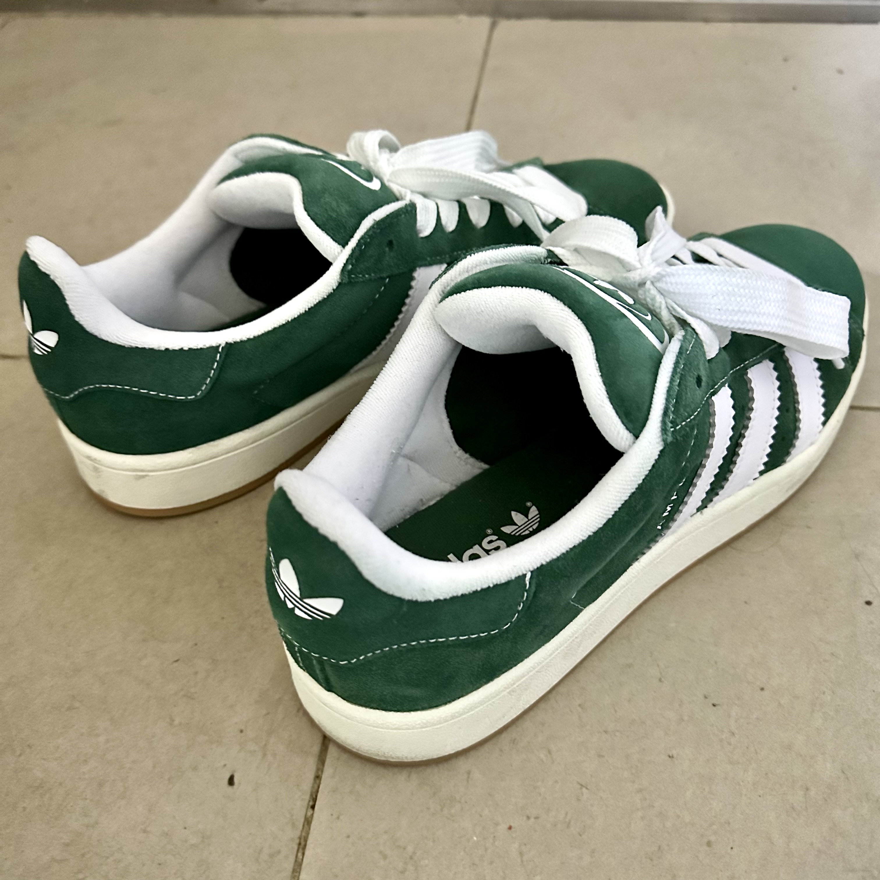 Adidas Campus 00s St Forest Glade 착용 스타일 - 2