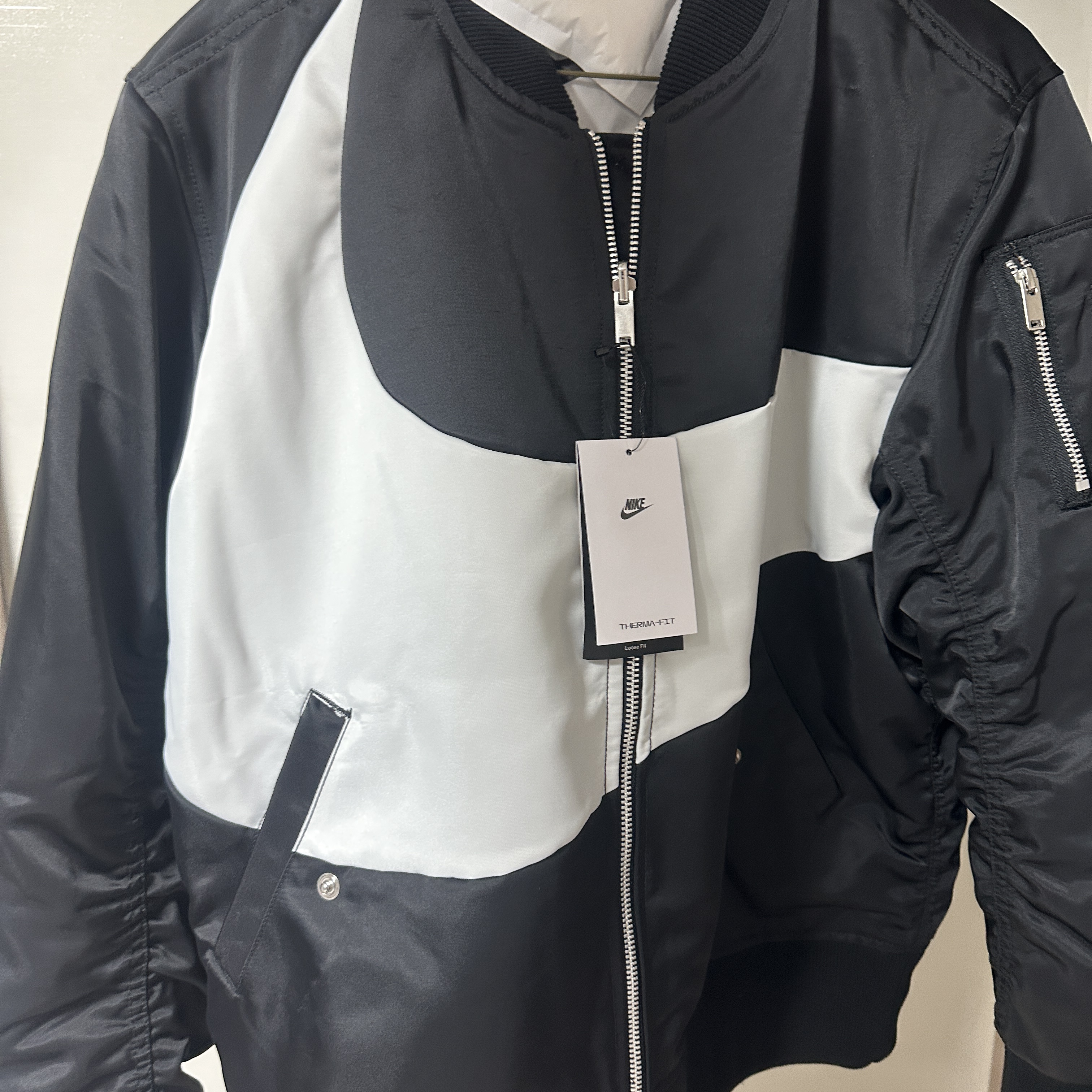 Nike NSW Swoosh Therma-Fit Bomber Black - Asia 착용 스타일 - 1
