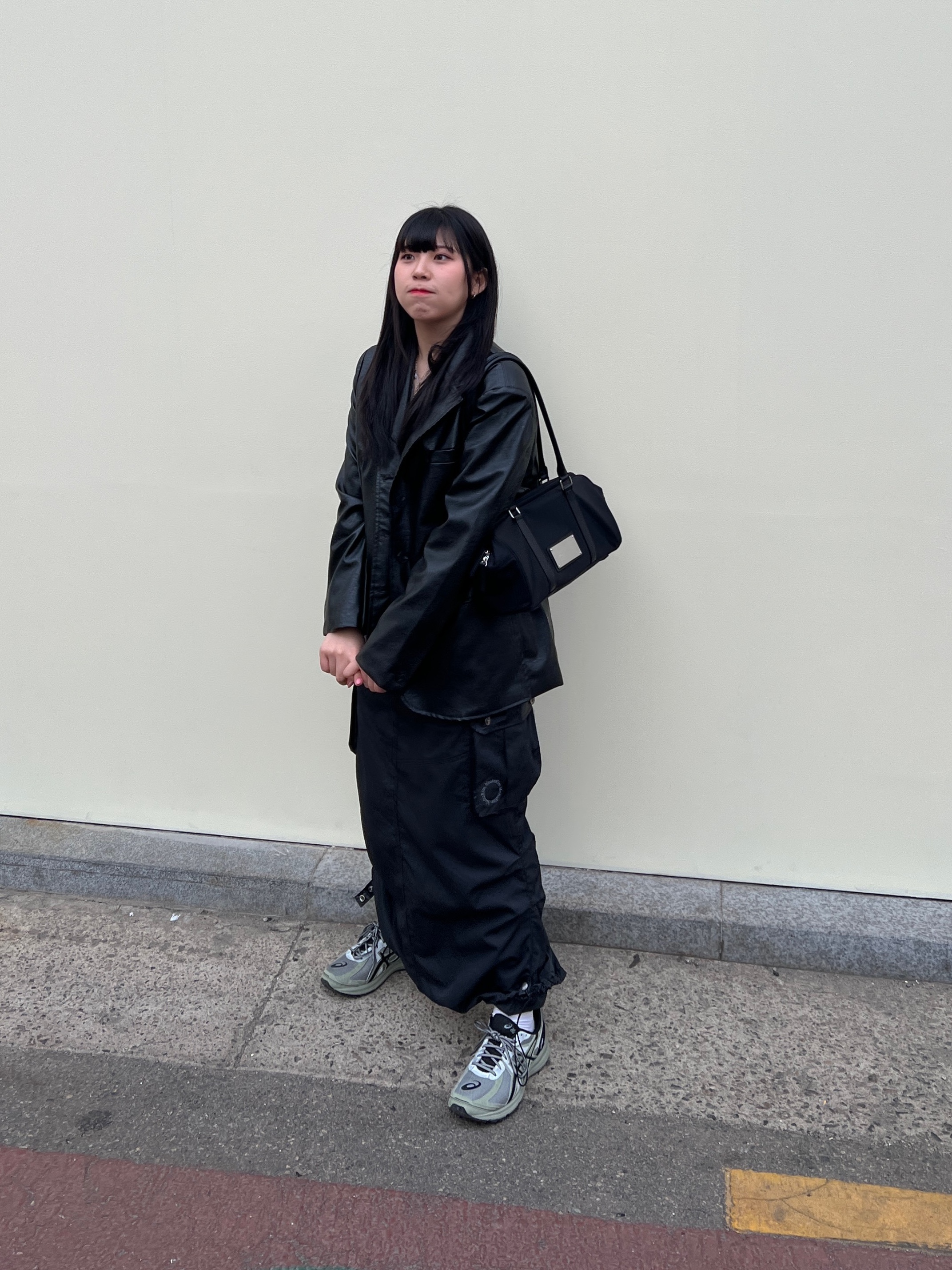 Asics Jog 100 S Sheet Rock - 2E Wide, Matin Kim Sporty Tote Bag Black 착용 스타일 - 2