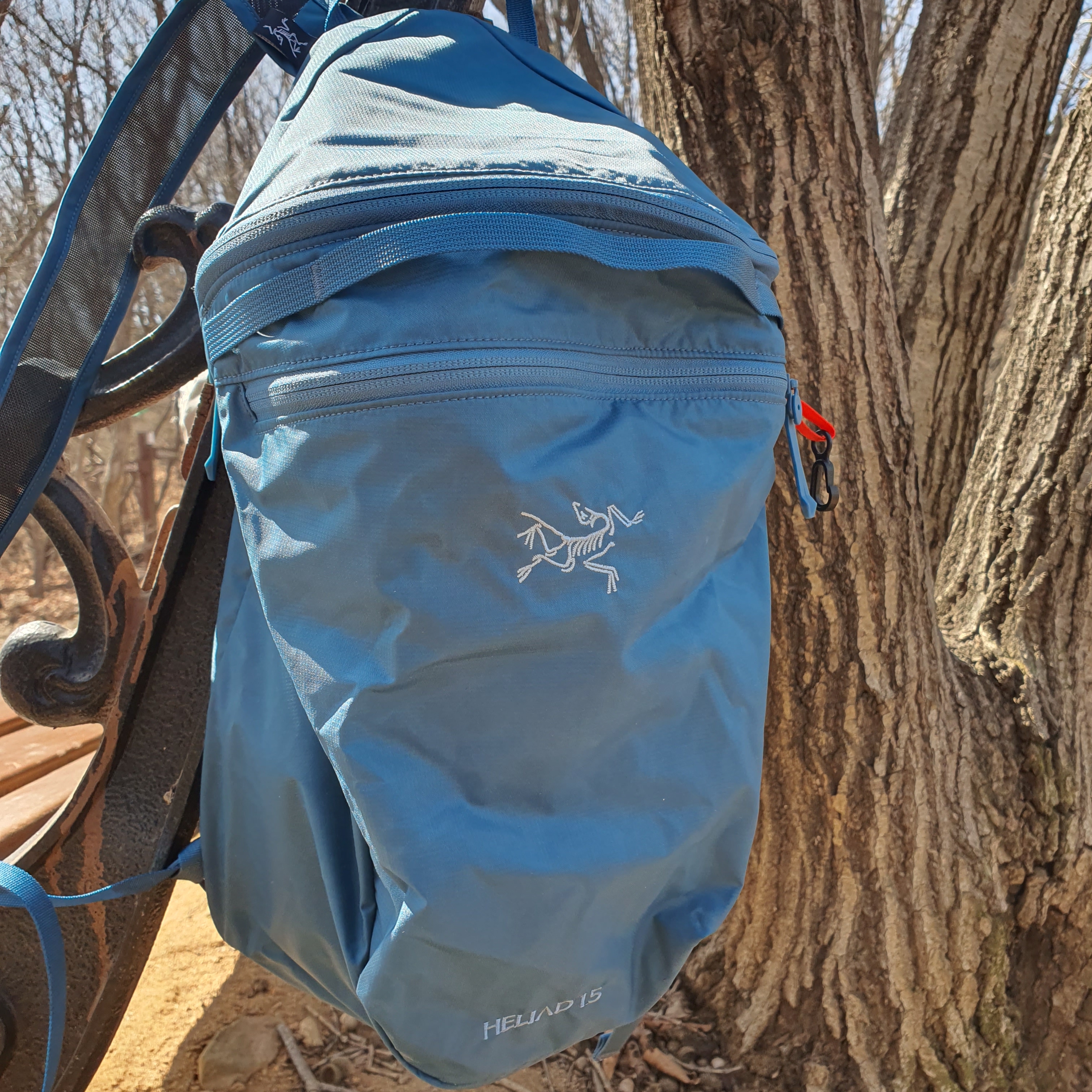 Arc'teryx Heliad 15 Backpack Serene 착용 스타일 - 1