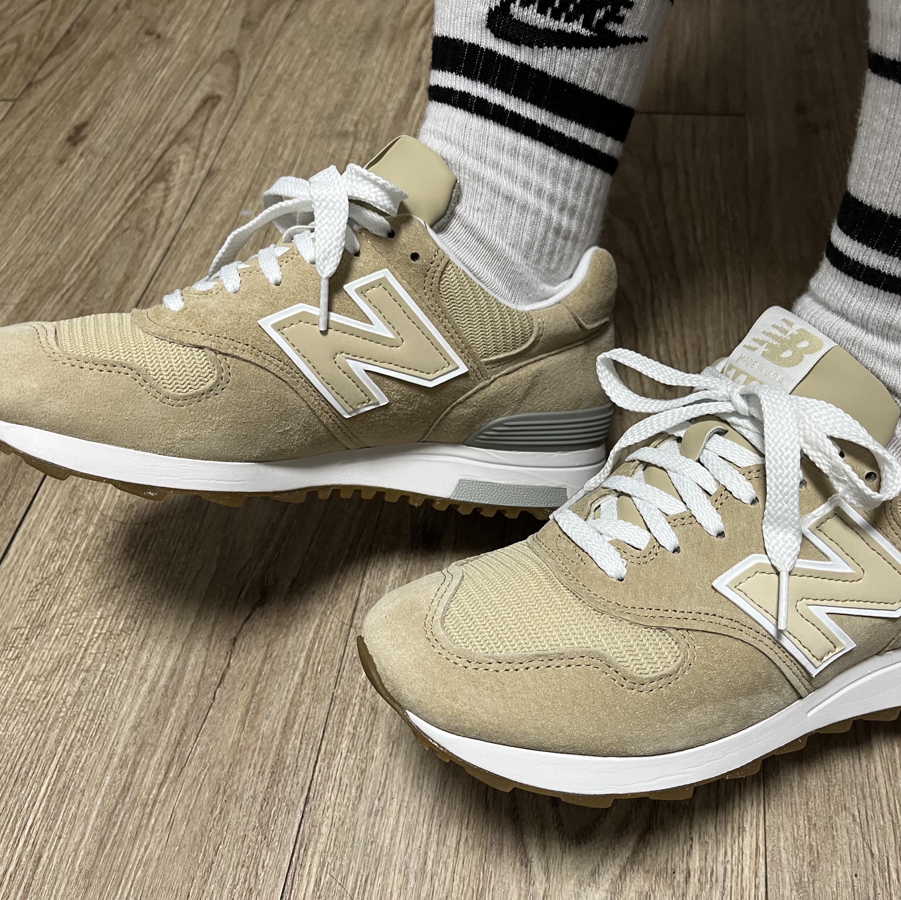 New Balance 1400 Made in USA Tan 착용 스타일