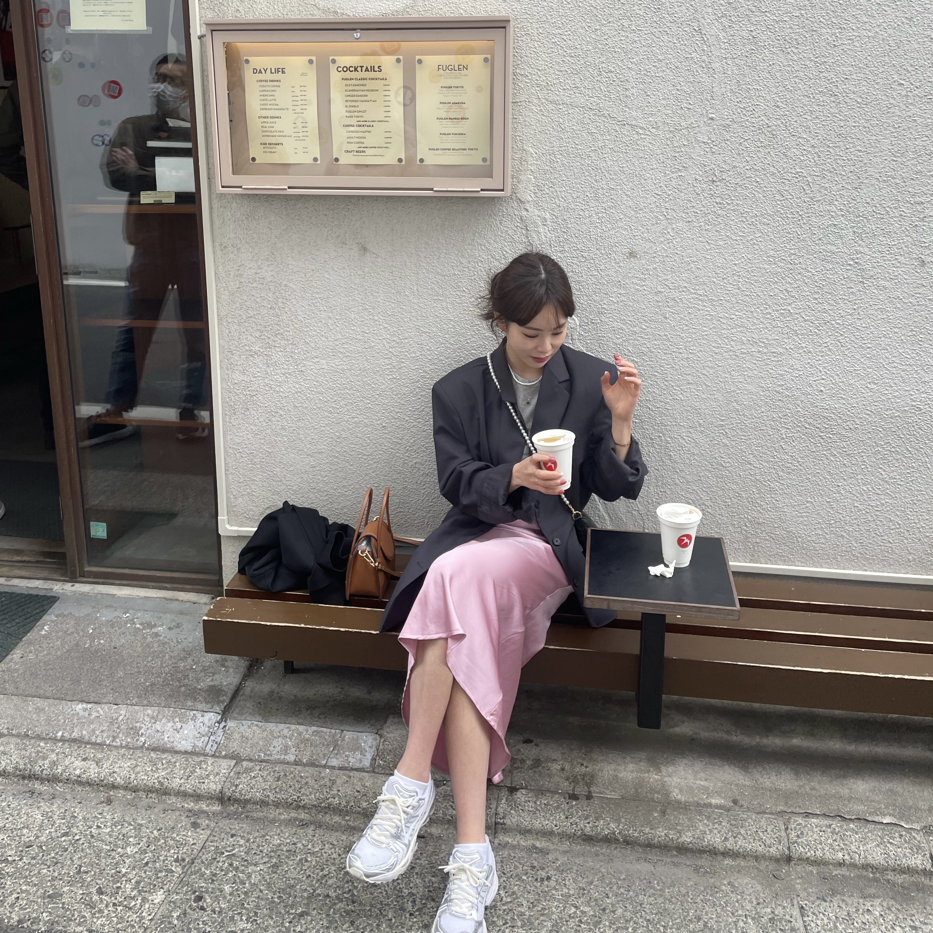 Asics x JJJJound Gel-Kayano 14 Silver White, Miu Miu Spirit Matelasse Patent Leather Mini Bag Black 착용 스타일 - 2
