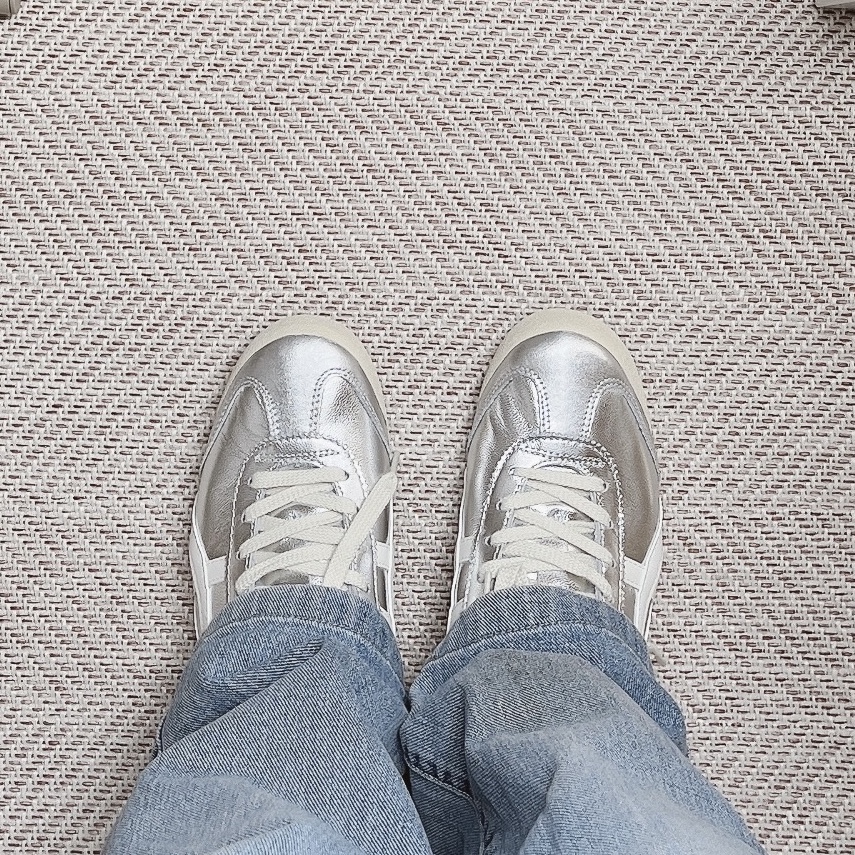 Onitsuka Tiger Mexico 66 White Silver 착용 스타일