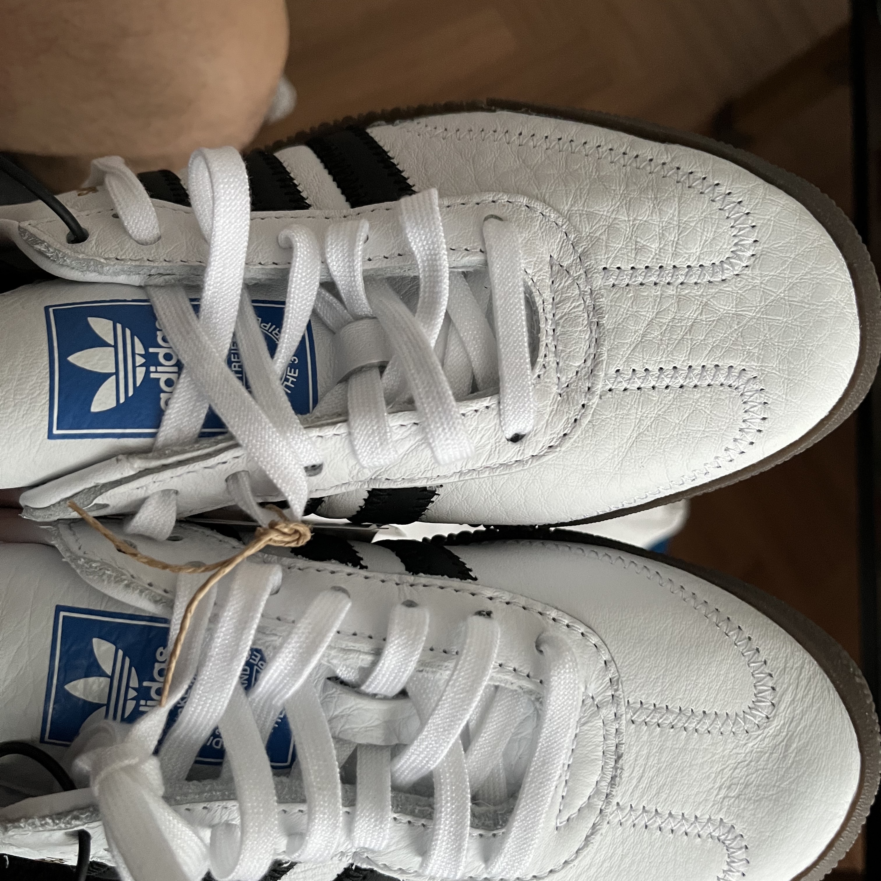 (W) Adidas Sambarose White Black Gum 착용 스타일