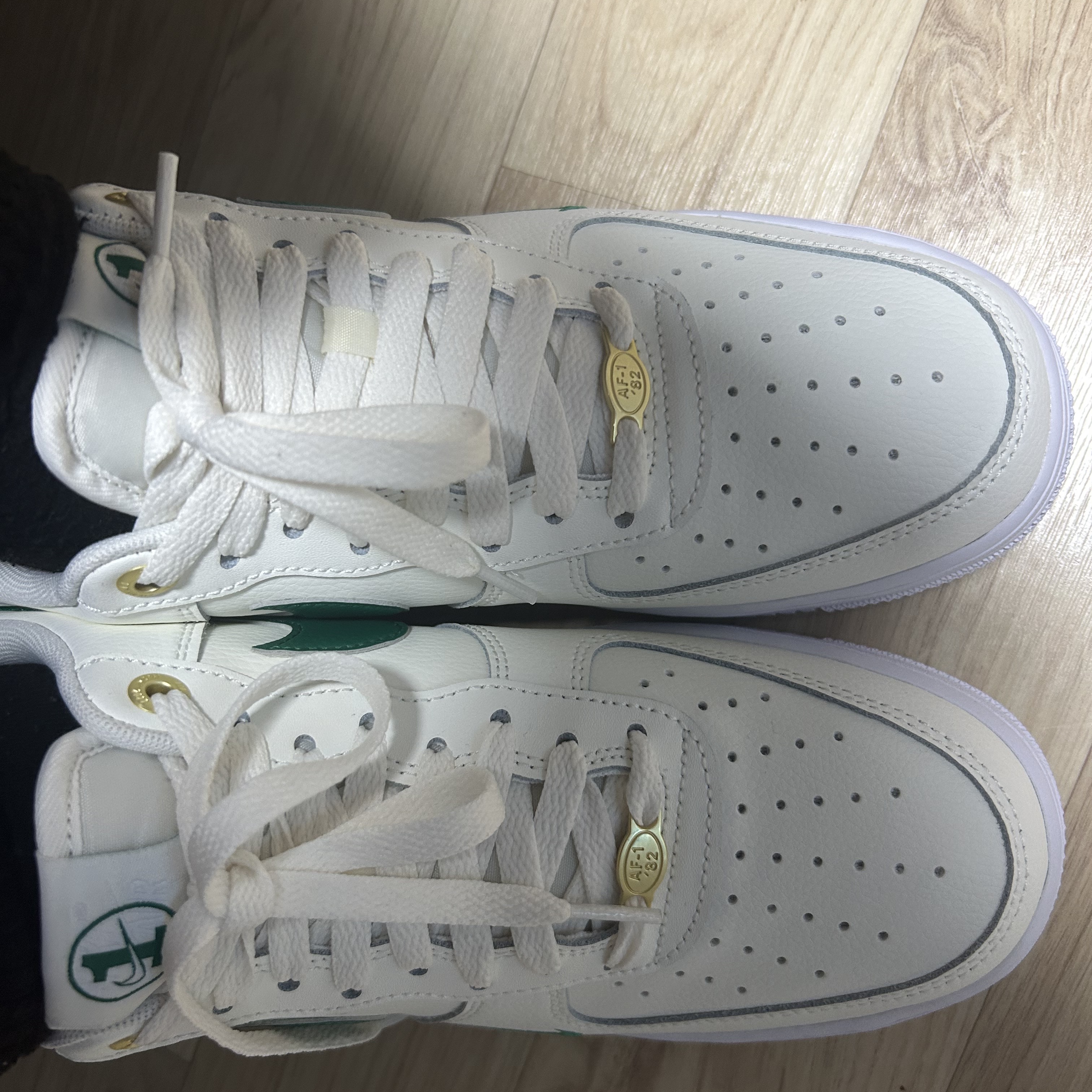 Nike Air Force 1 '07 LV8 40th Anniversary Join Forces Sail Malachite 착용 스타일 - 2