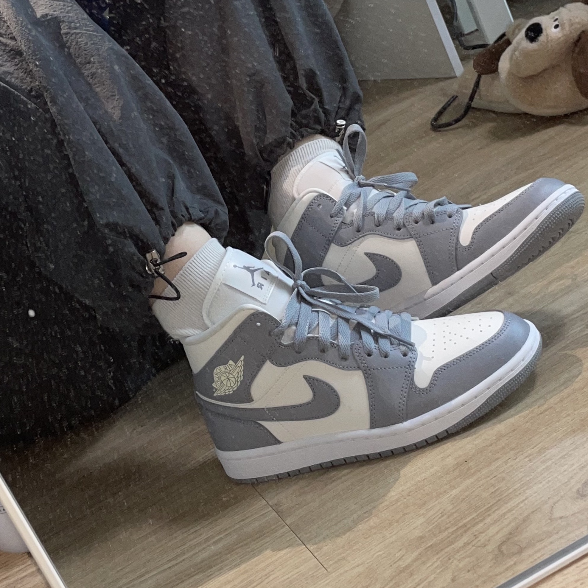 (W) Jordan 1 Mid Sail Stealth 착용 스타일