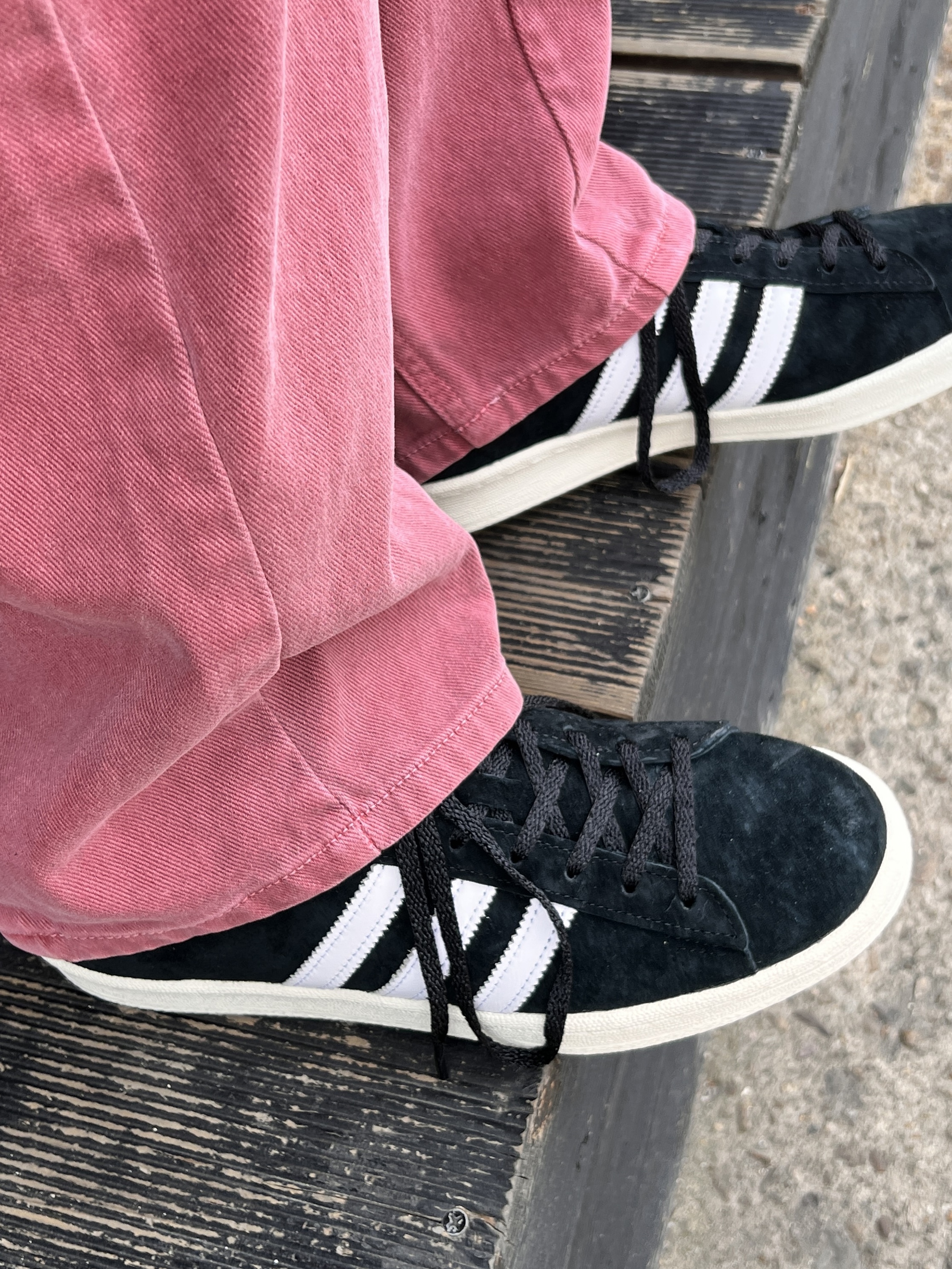 Adidas Campus 80s Black White 착용 스타일 - 2