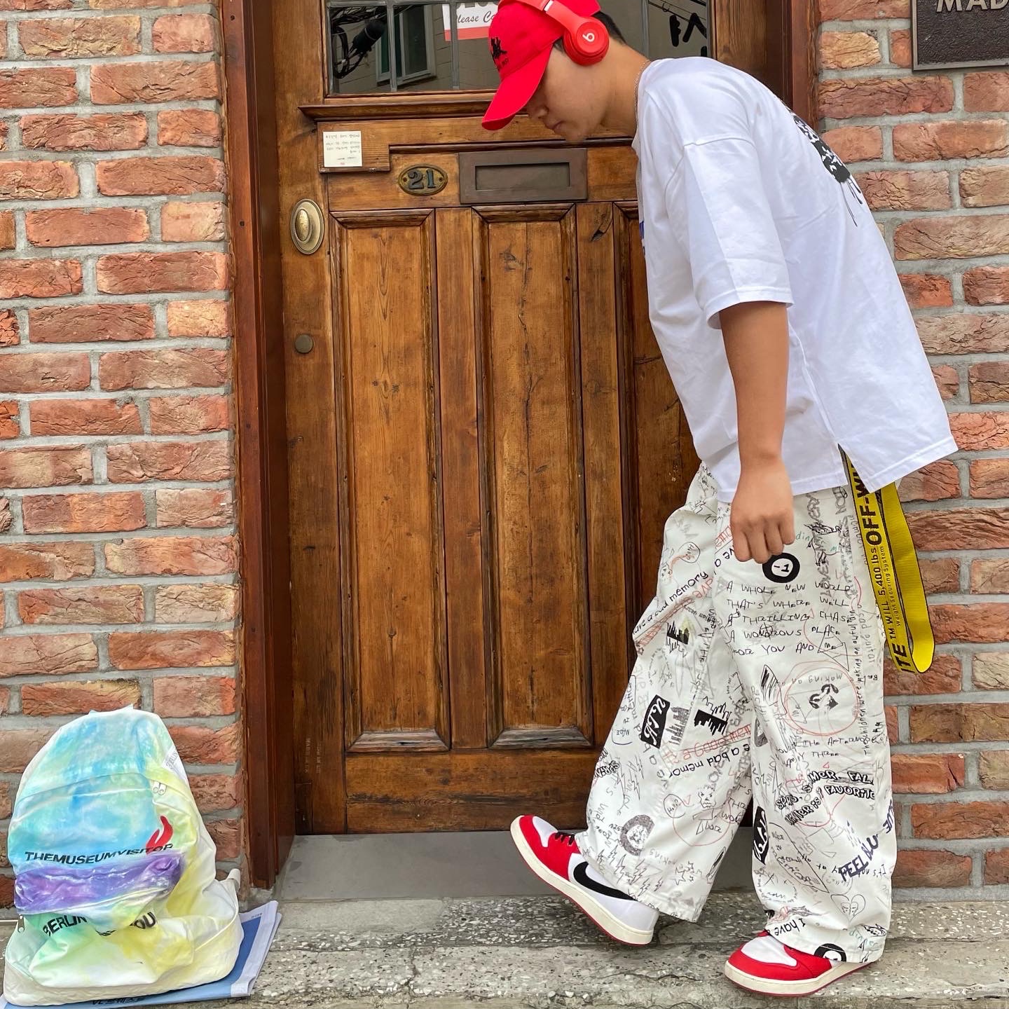 Jordan 1 KO Chicago 2021 착용 스타일 - 3