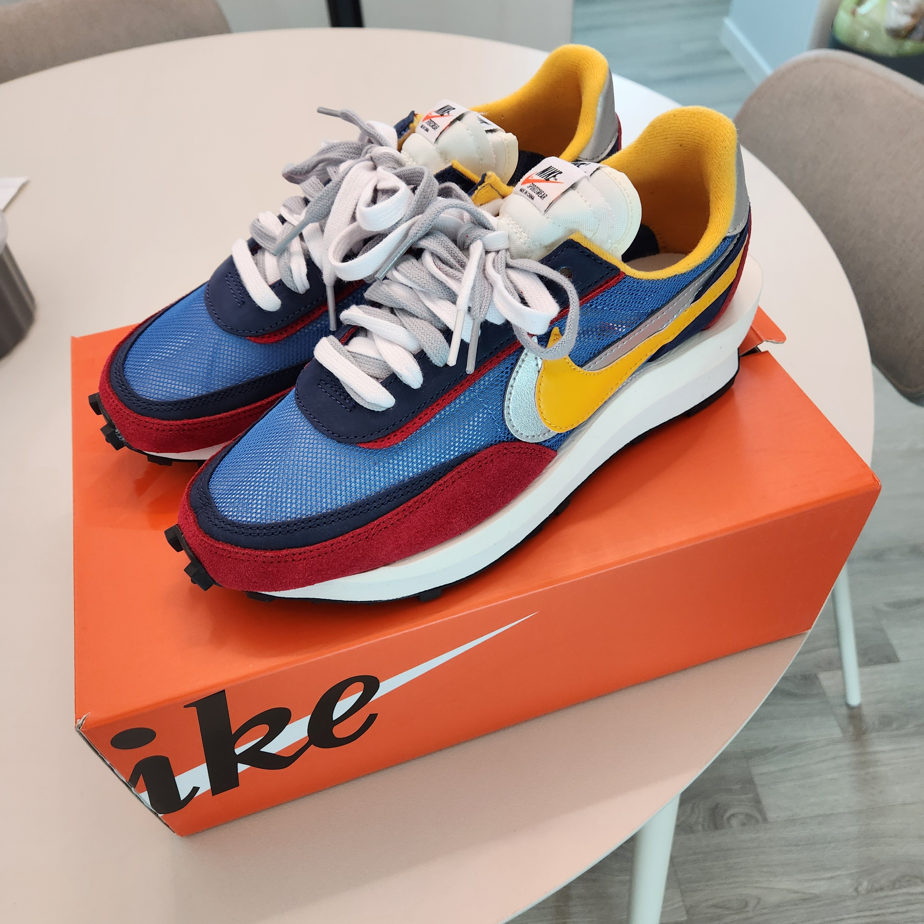 Nike x Sacai LDWaffle Blue Multi 착용 스타일