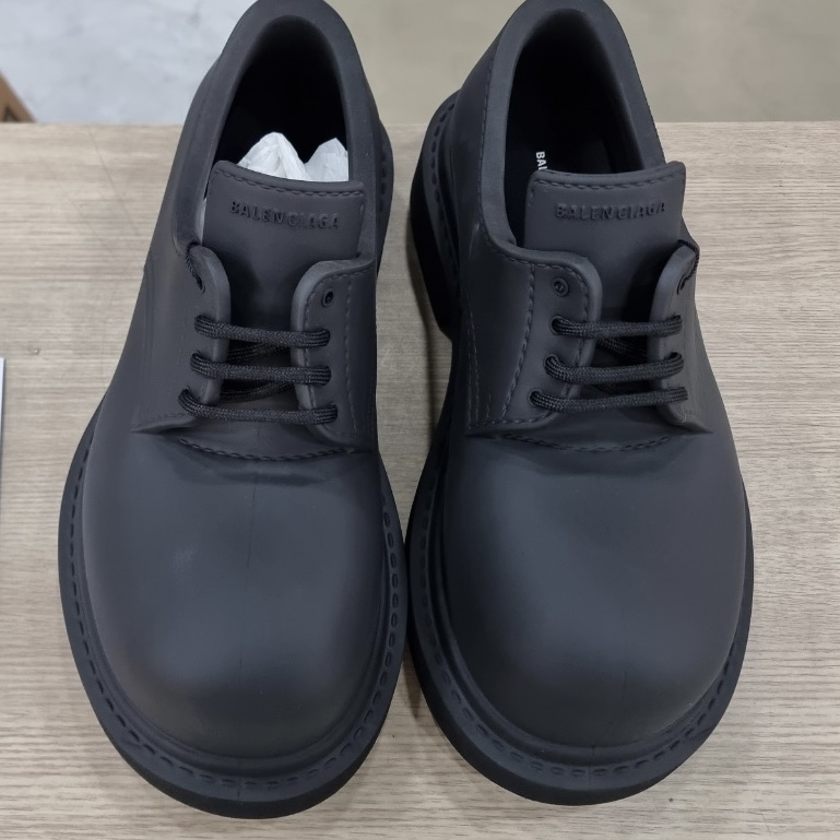 Balenciaga Steroid Derby Black 착용 스타일 - 3