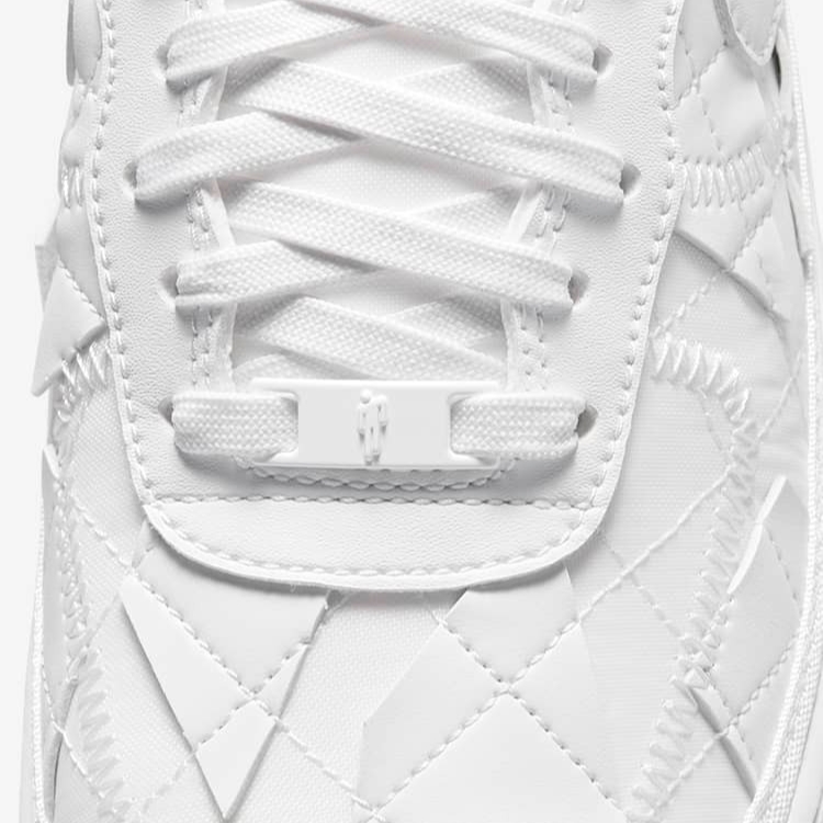 Nike x Billie Eilish Air Force 1 Low SP Triple White 착용 스타일 - 1