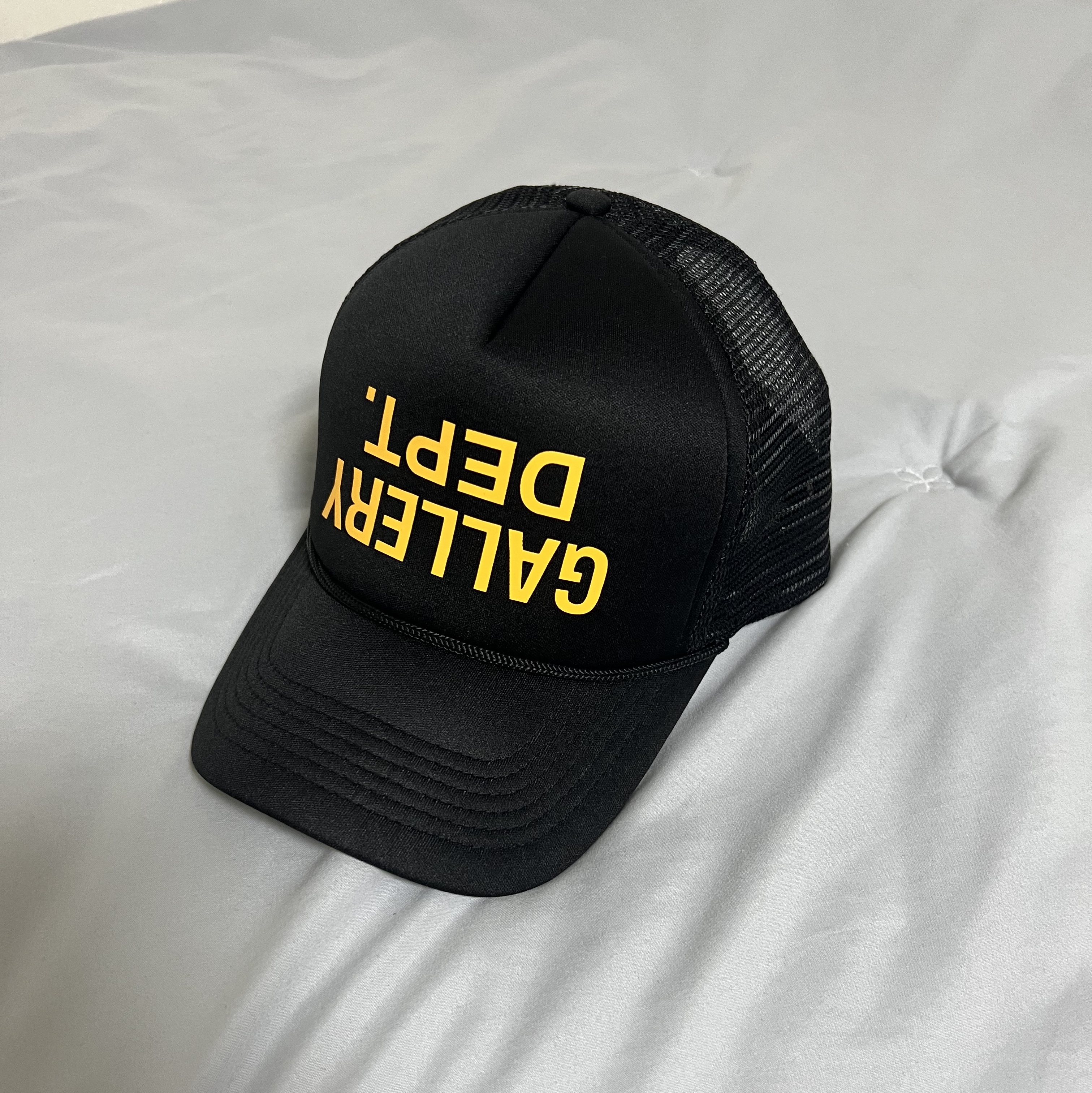 Gallery Dept. GD Trucker Cap Black 착용 스타일