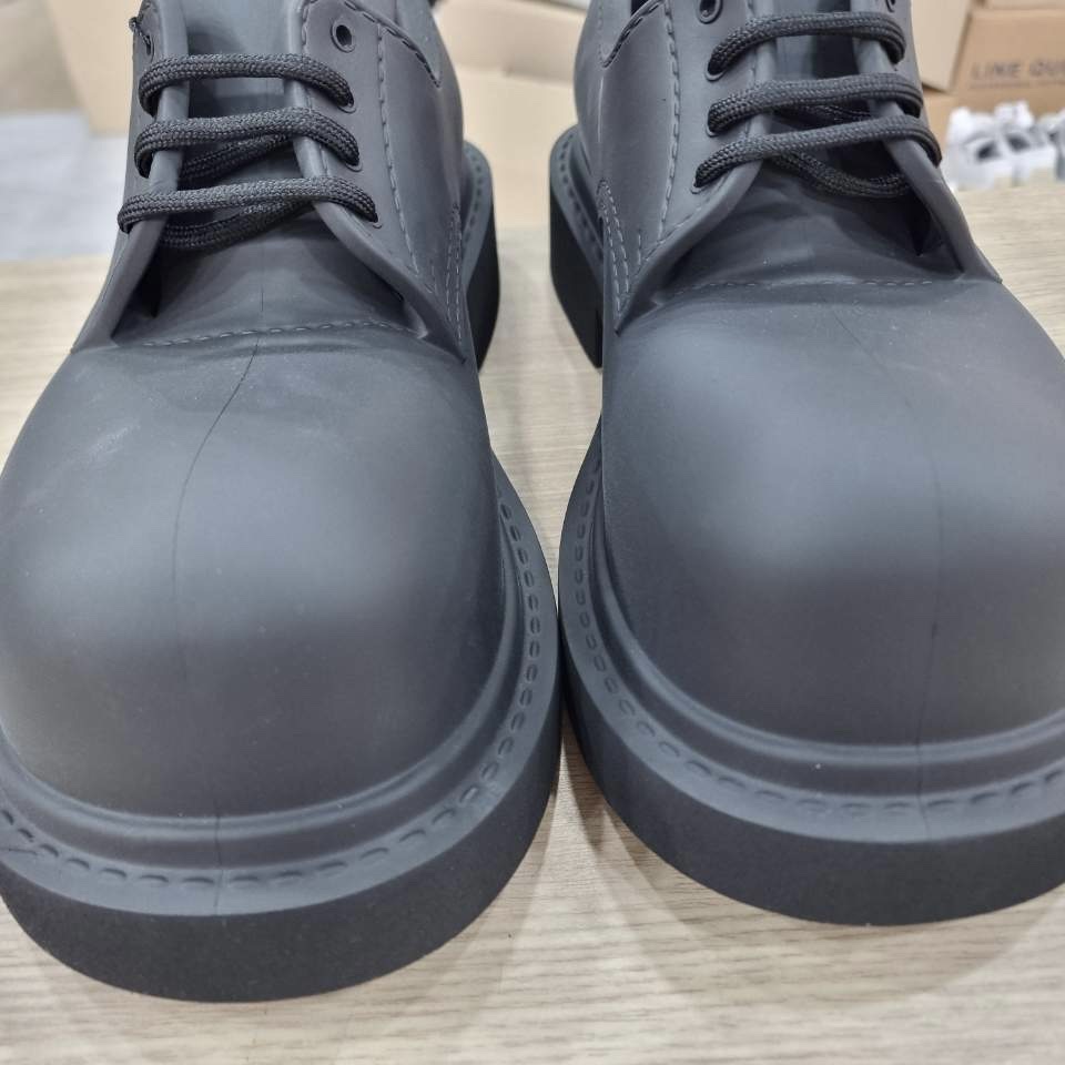 Balenciaga Steroid Derby Black 착용 스타일 - 2