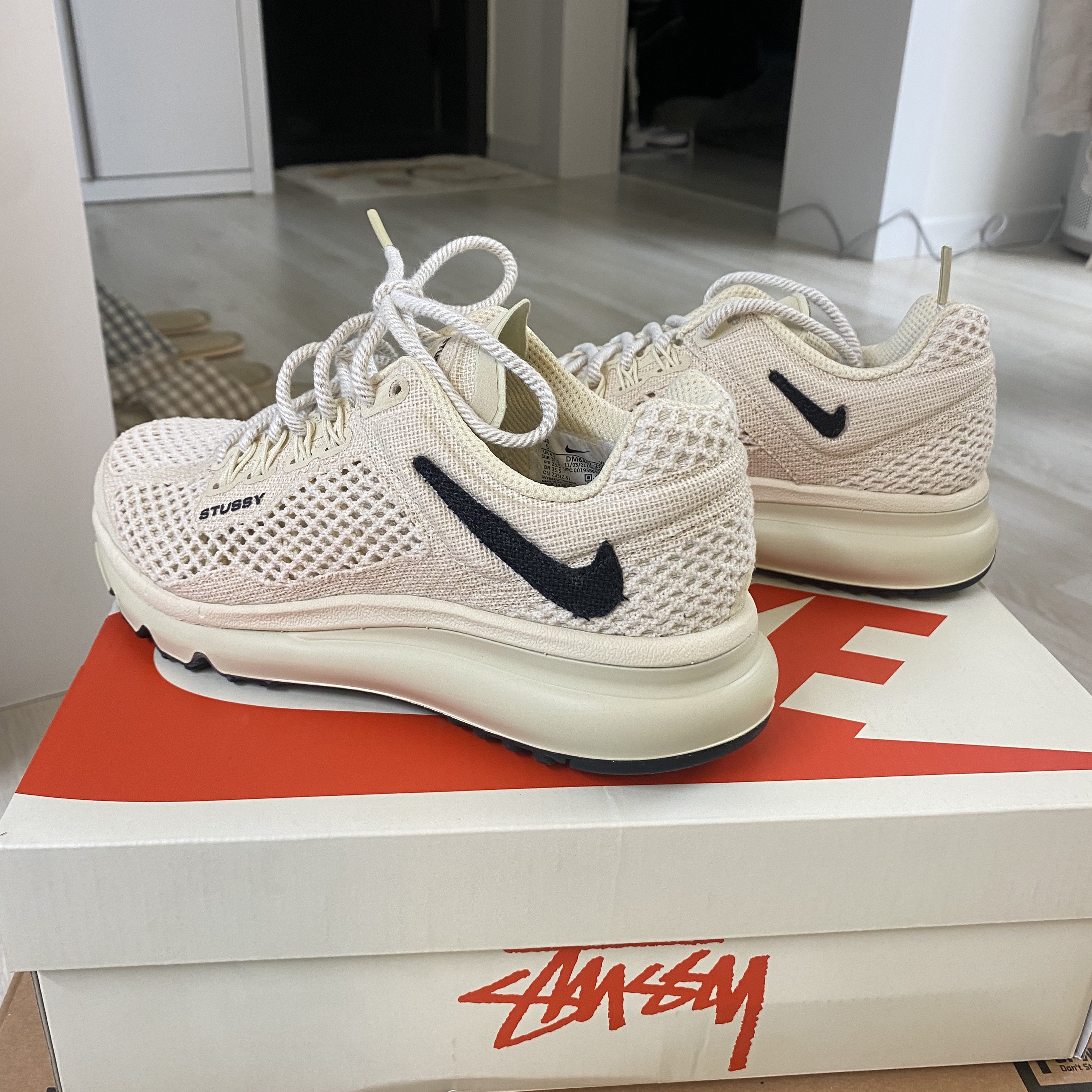 Nike x Stussy Air Max 2013 Fossil 착용 스타일 - 2