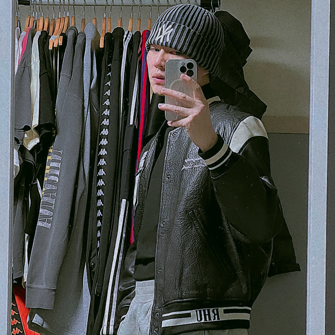 Thisisneverthat x New Era x MLB New York Yankees Ribbed Cuff Beanie Black 착용 스타일