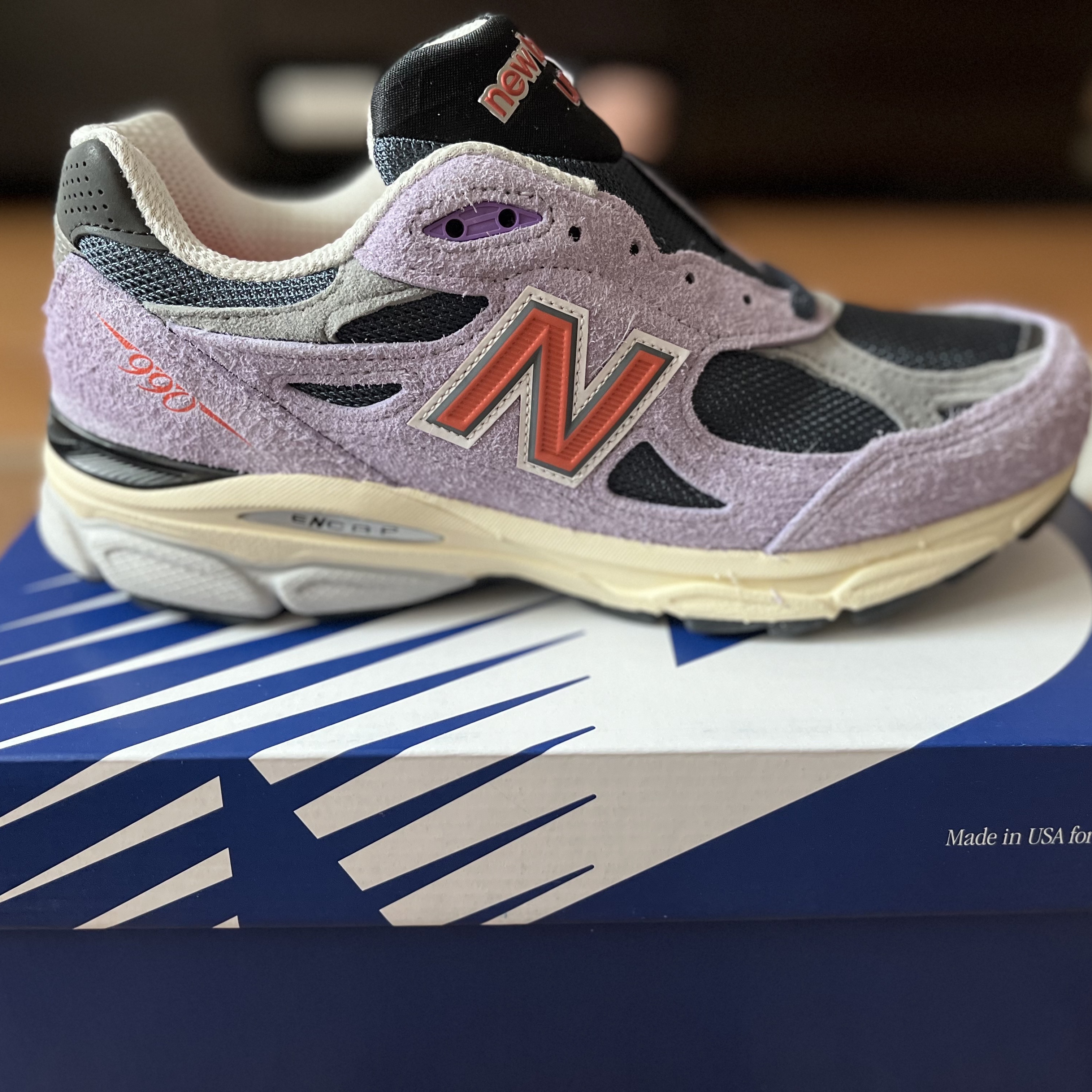 New Balance 990v3 Made in USA Raw Amethyst 착용 스타일 - 2