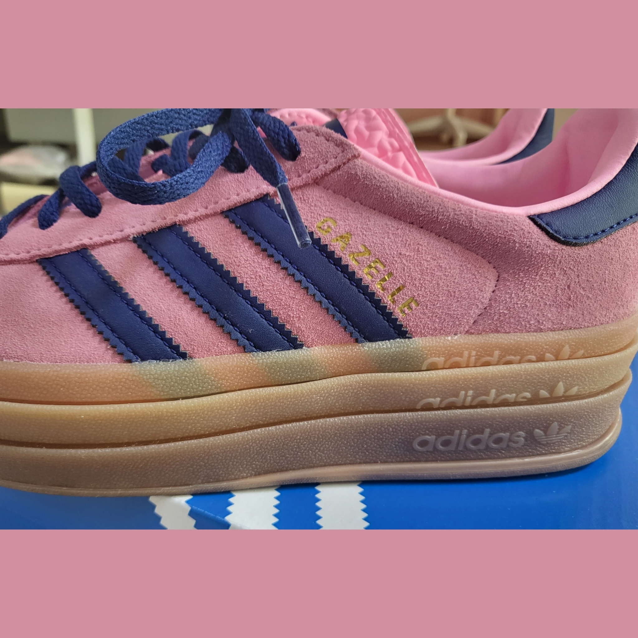 (W) Adidas Gazelle Bold Pink Glow Victory Blue 착용 스타일 - 3