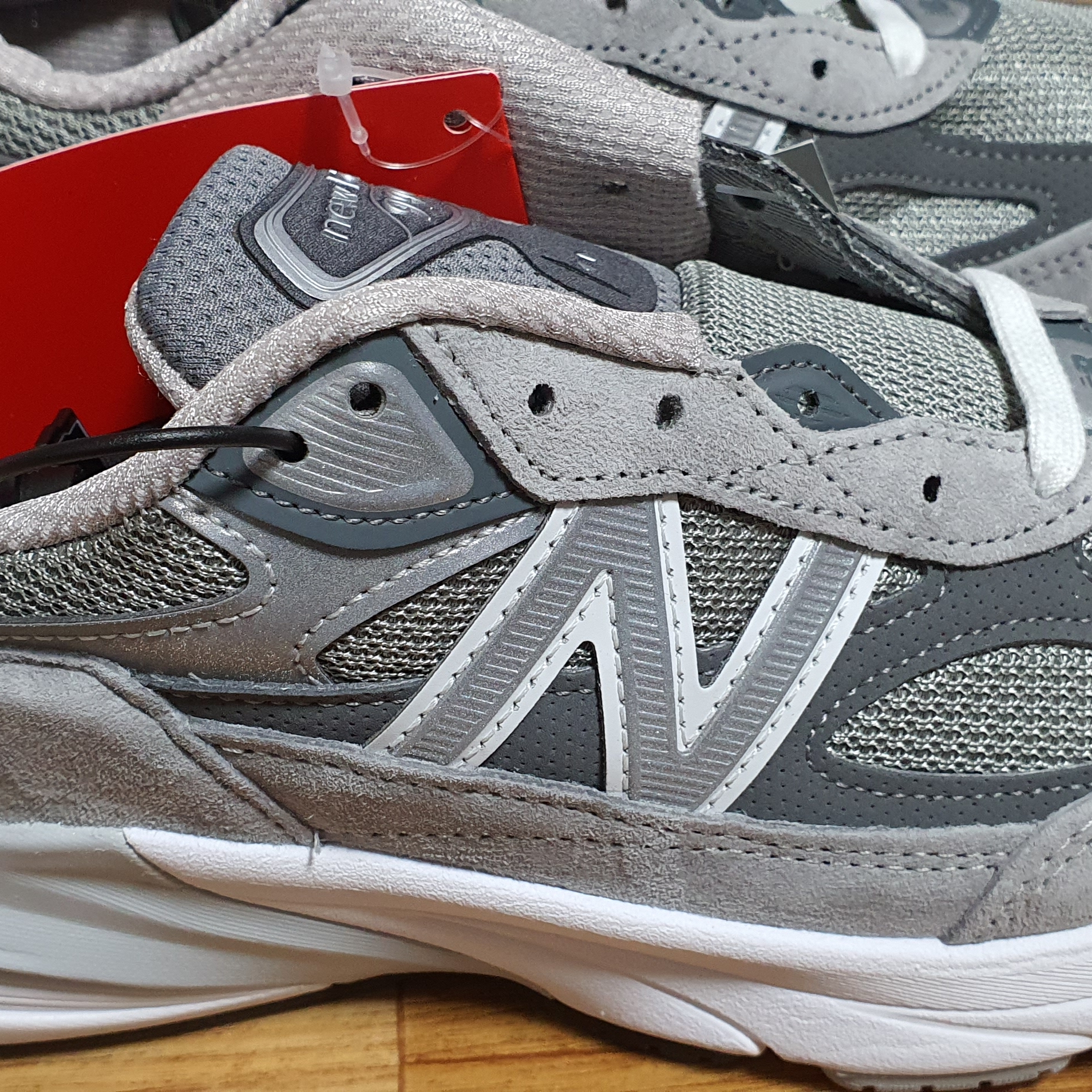 New Balance 990v6 Made in USA Grey - D Standard 착용 스타일