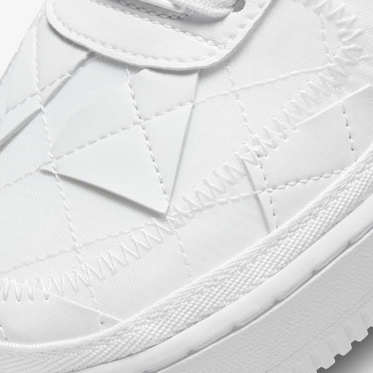 Nike x Billie Eilish Air Force 1 Low SP Triple White 착용 스타일 - 3