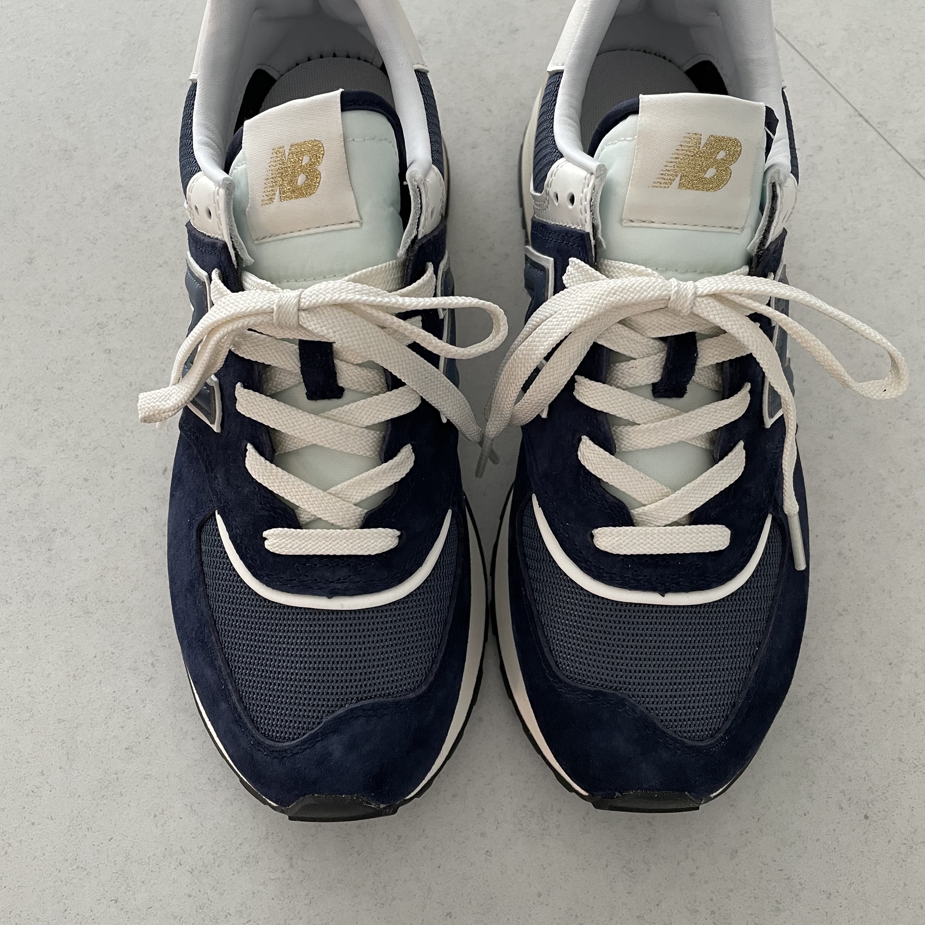 New Balance 574 Legacy Navy 착용 스타일 - 1