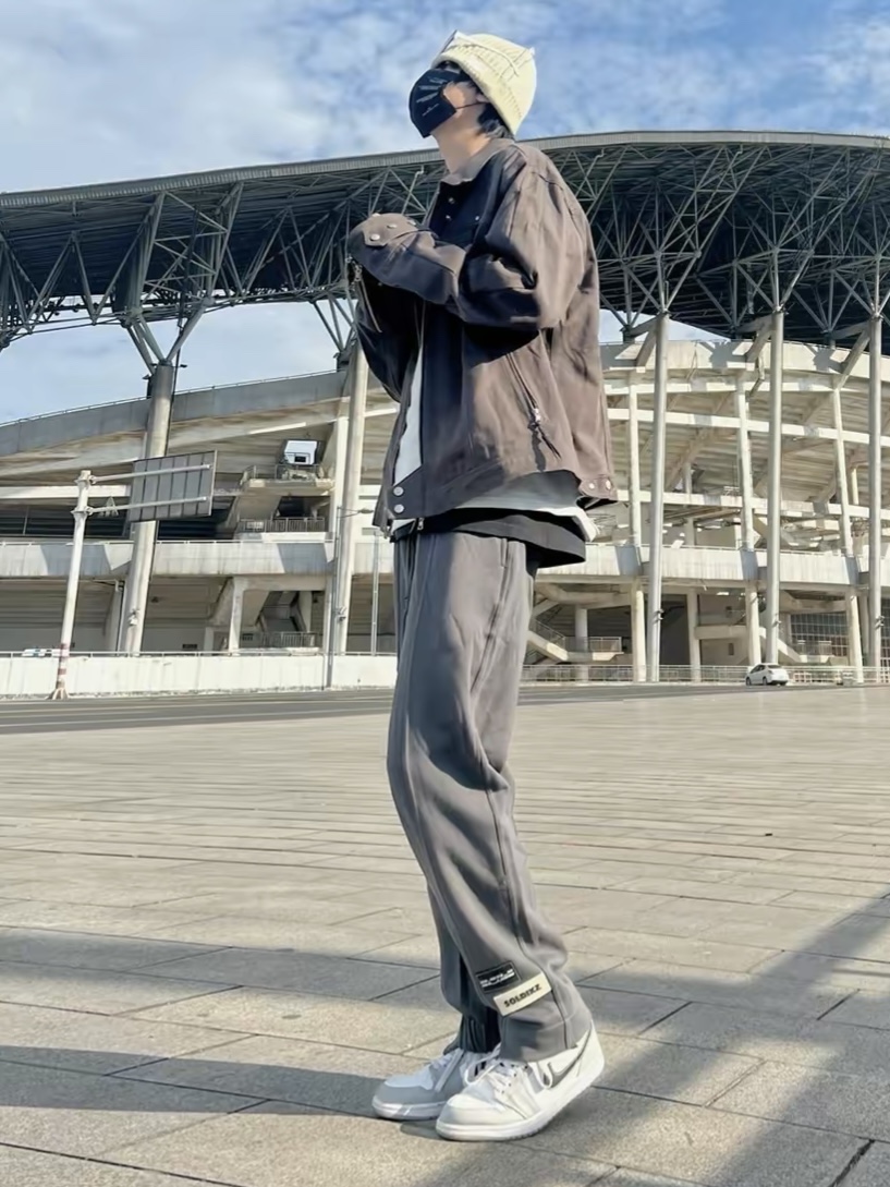 Jordan 1 Mid Light Smoke Grey Anthracite 착용 스타일