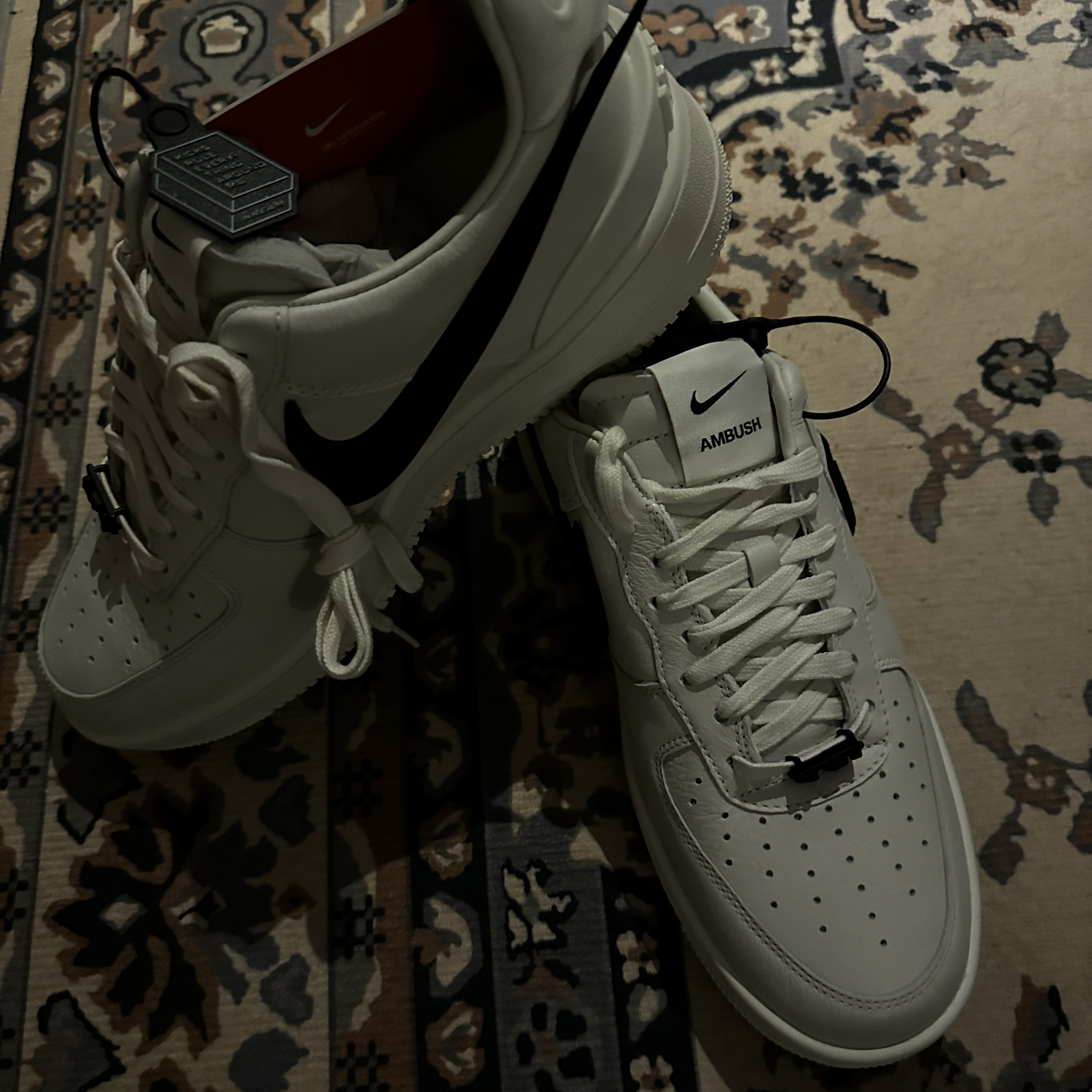 Nike x Ambush Air Force 1 Low SP Phantom 착용 스타일 - 2