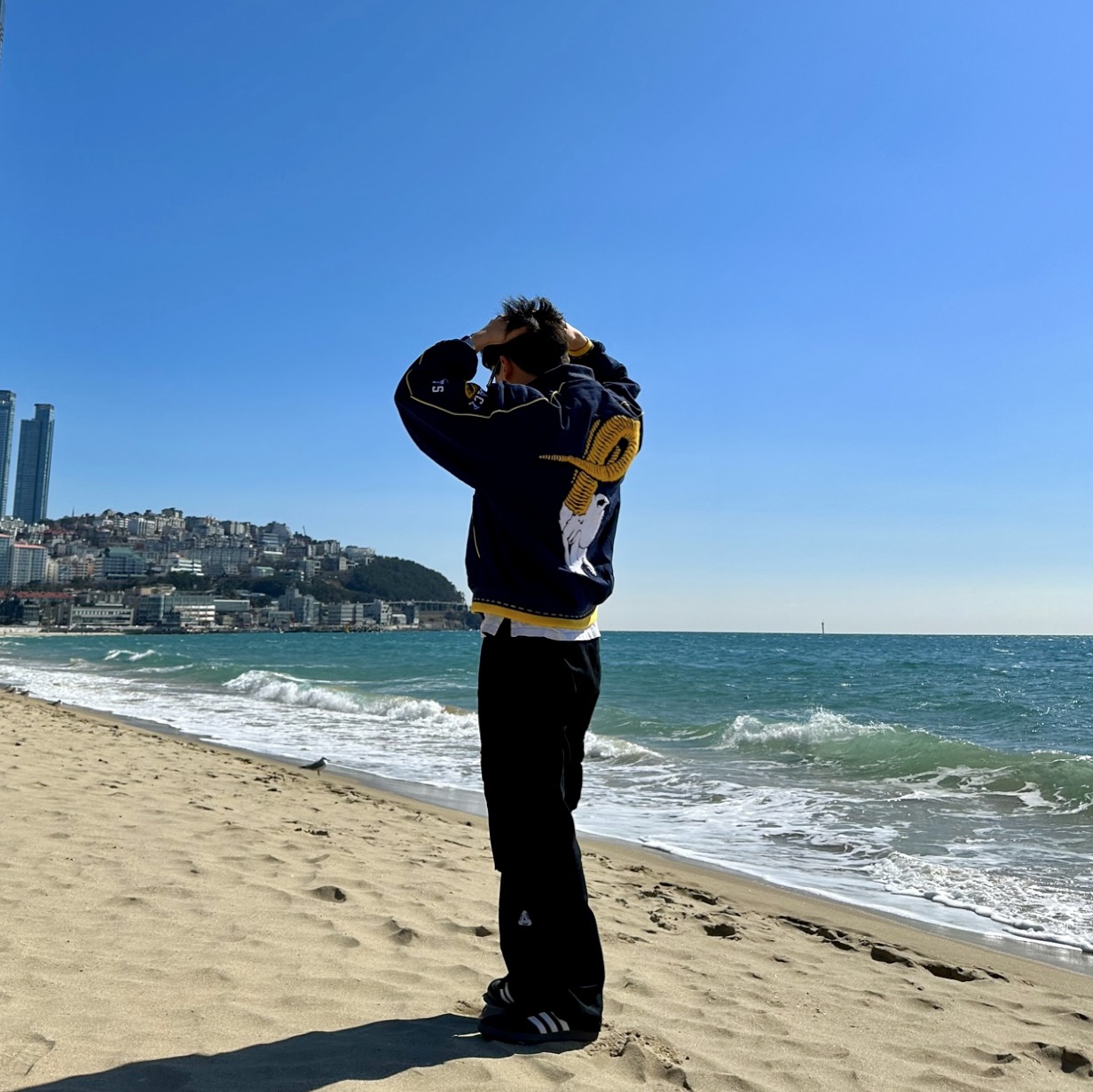 Palace Goats Varsity Jacket Navy - 22SS, Adidas Samba OG Black White Gum 착용 스타일 - 2