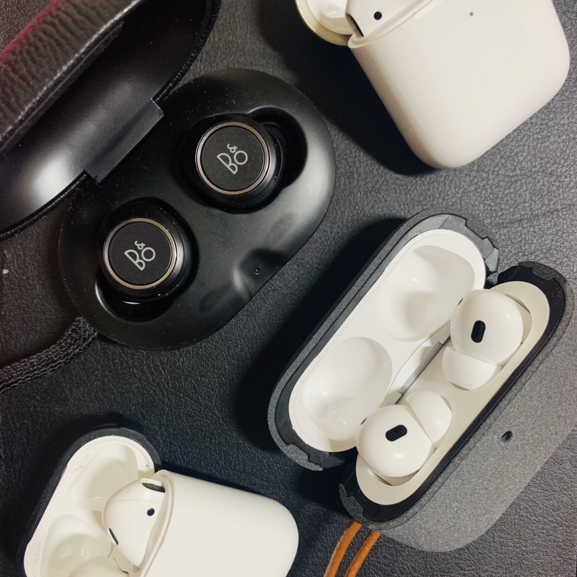 Apple AirPods Pro 2nd Gen (Korean Ver.) 착용 스타일 - 3