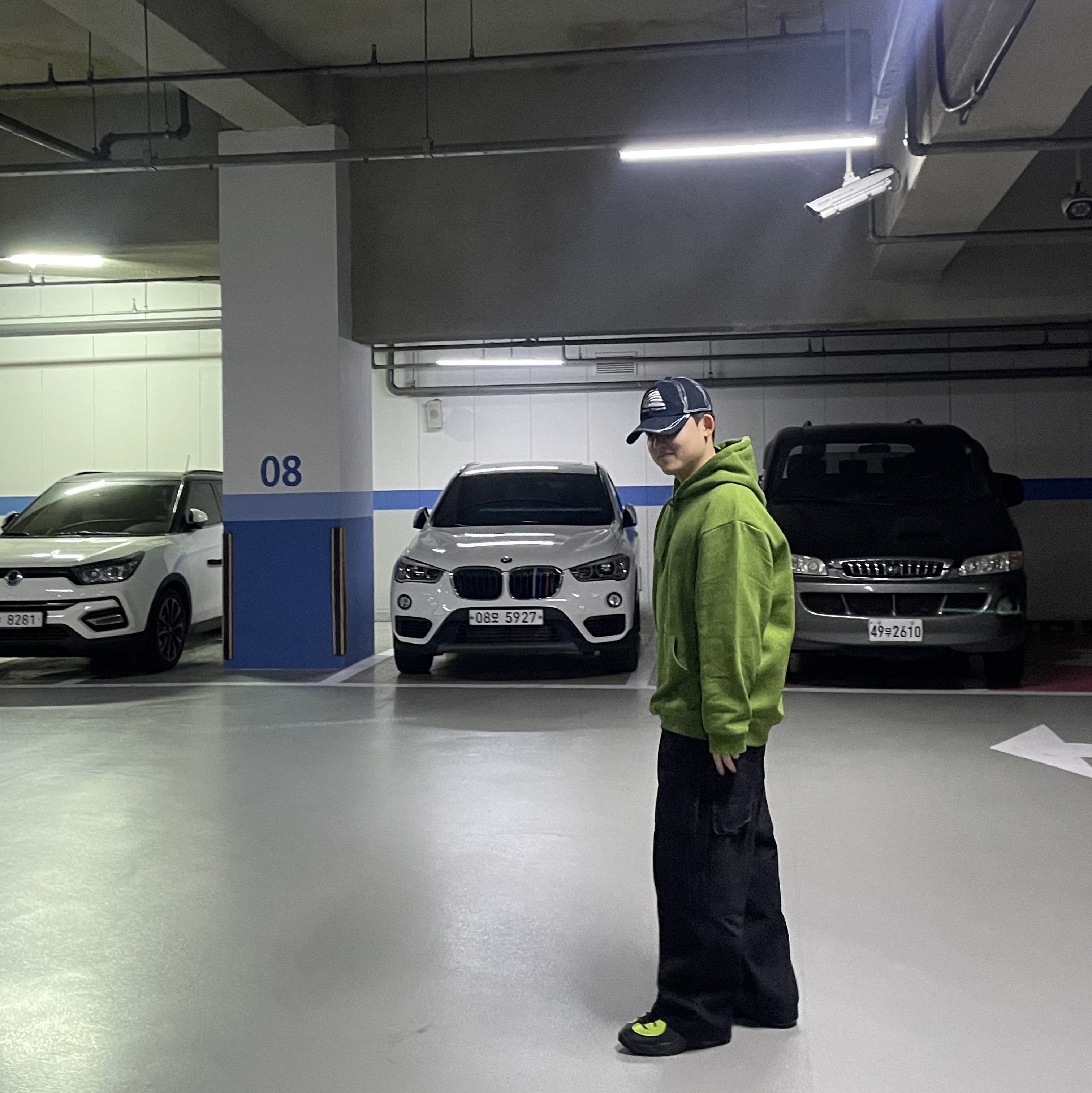 Nike x Stussy Air Penny II Vivid Green and Black 착용 스타일