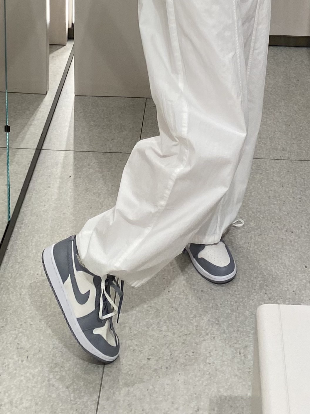 (W) Jordan 1 Mid Sail Stealth 착용 스타일 - 2