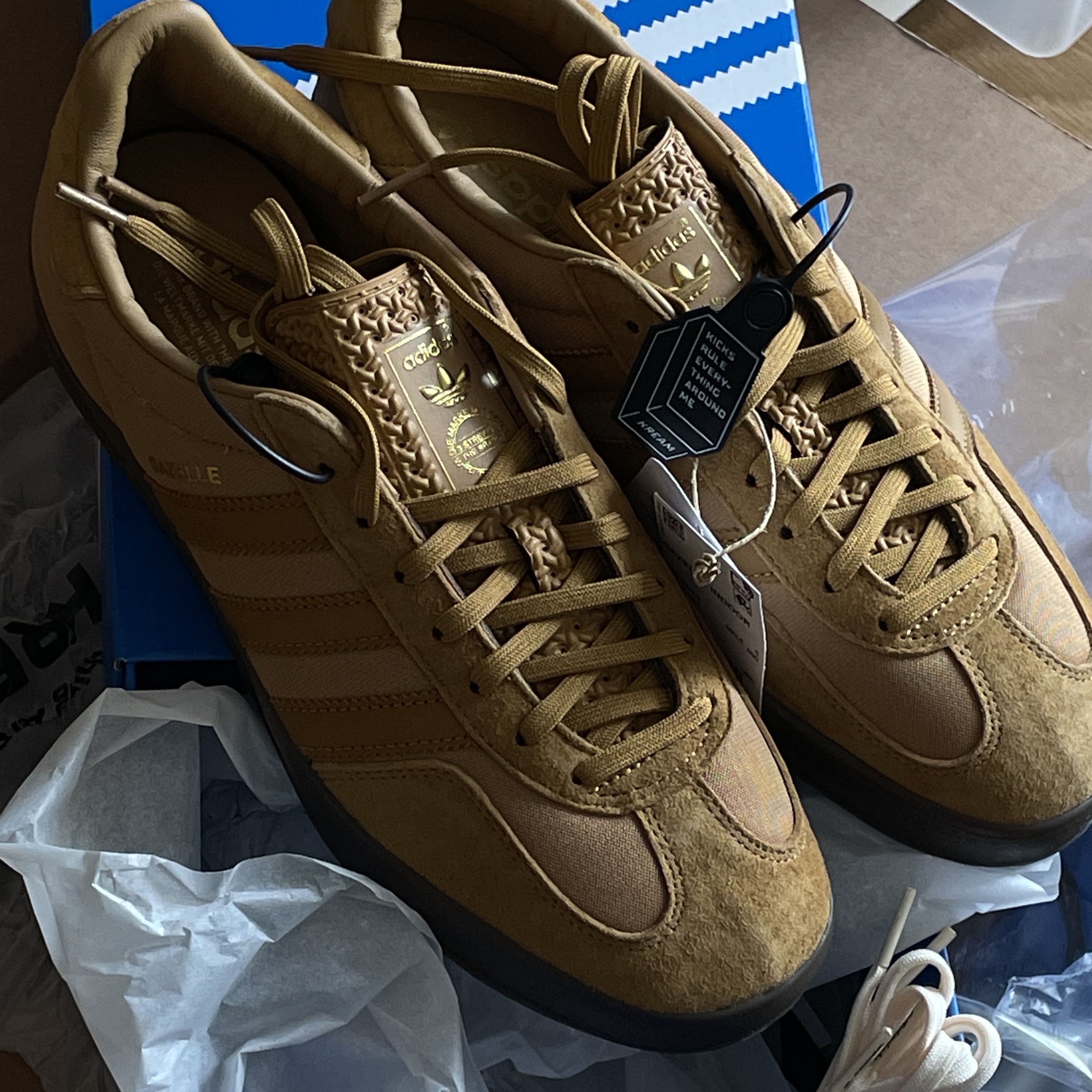 Adidas Gazelle Indoor Mesa 착용 스타일 - 1