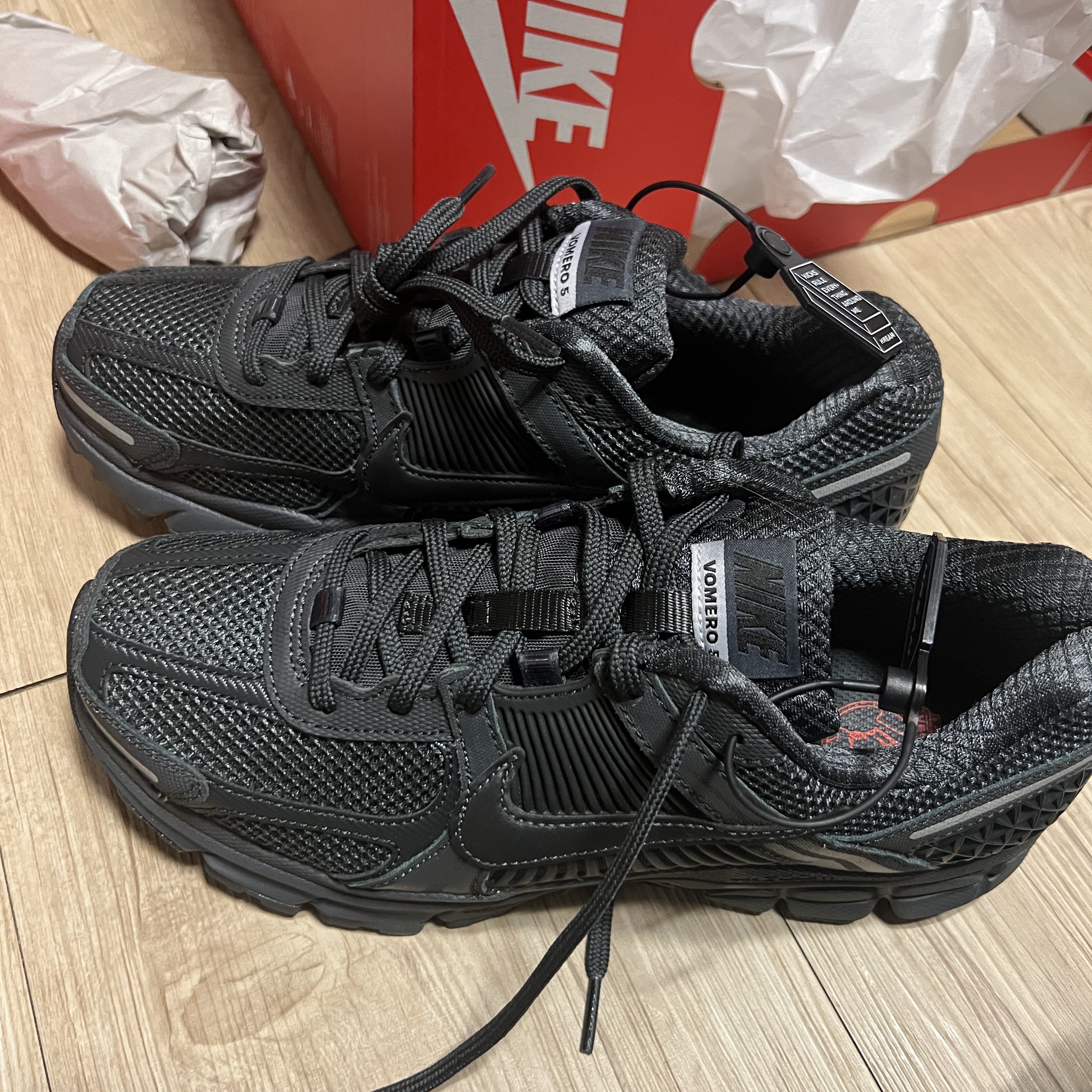 Nike Zoom Vomero 5 SP Anthracite 2023 착용 스타일