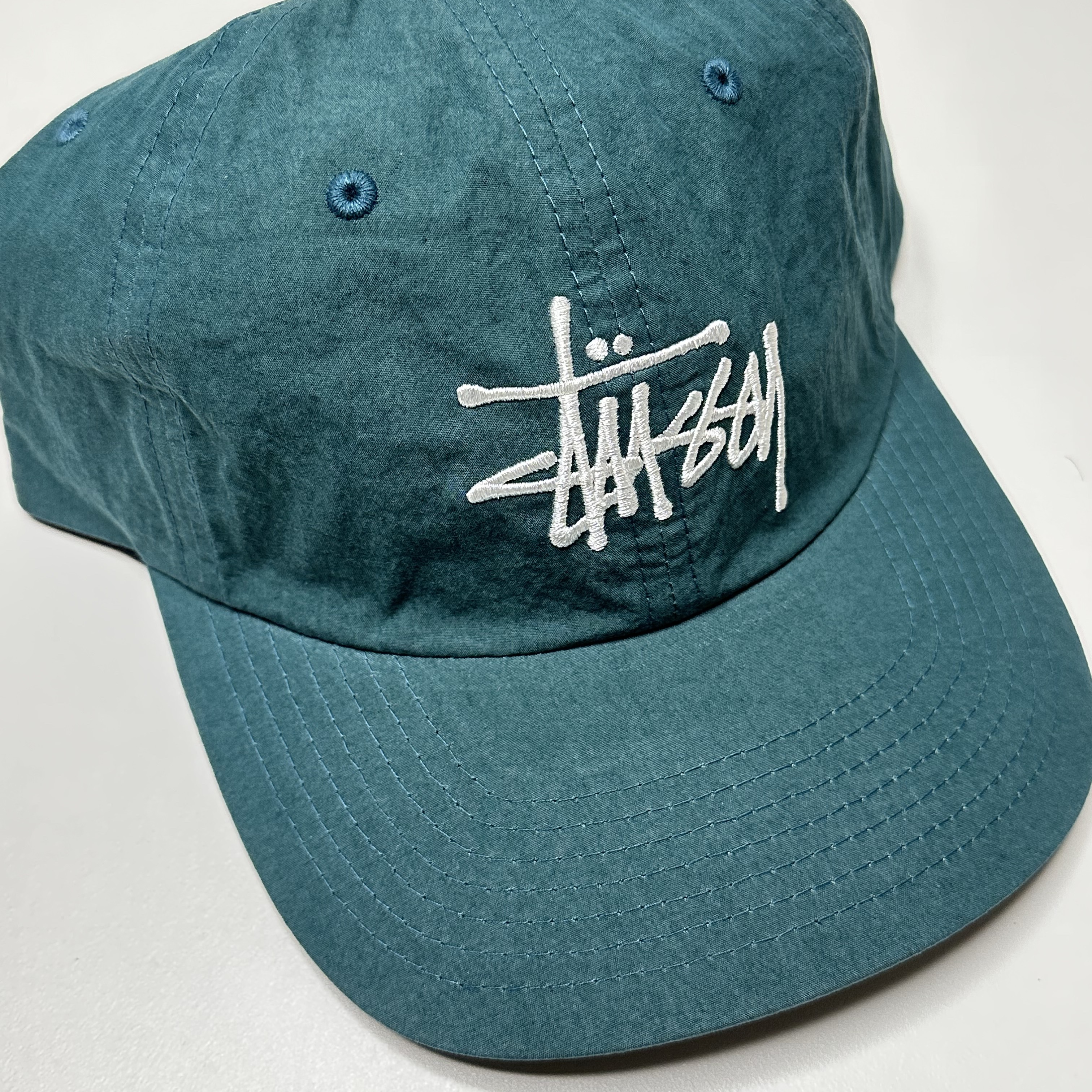 Stussy Bio Washed Big Logo Low Pro Cap Dark Teal, Stussy Washed Stock Low Pro Cap Charcoal 착용 스타일 - 2