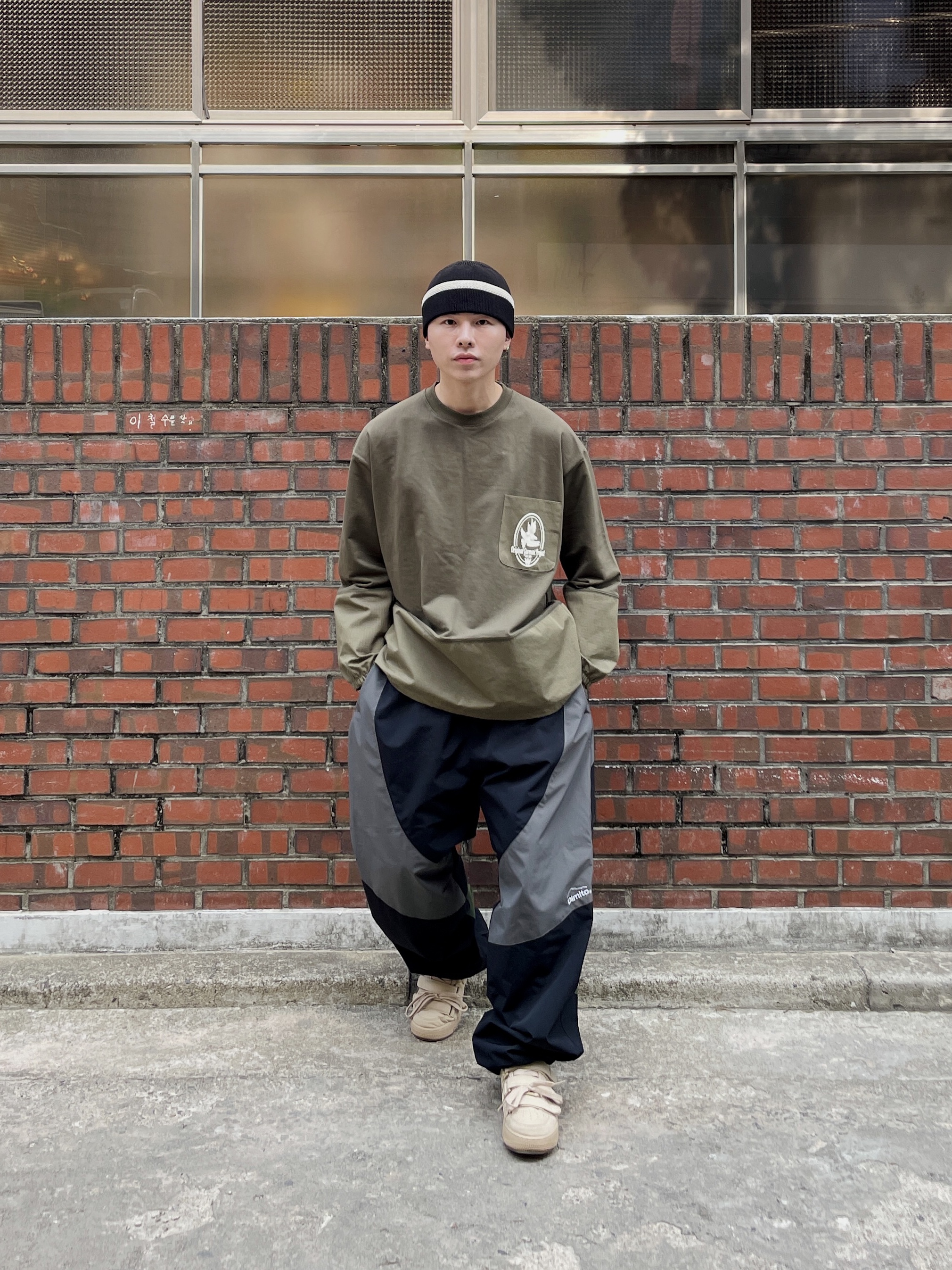 Nike x Billie Eilish Air Force 1 High '07 SP Mushroom 착용 스타일 - 2