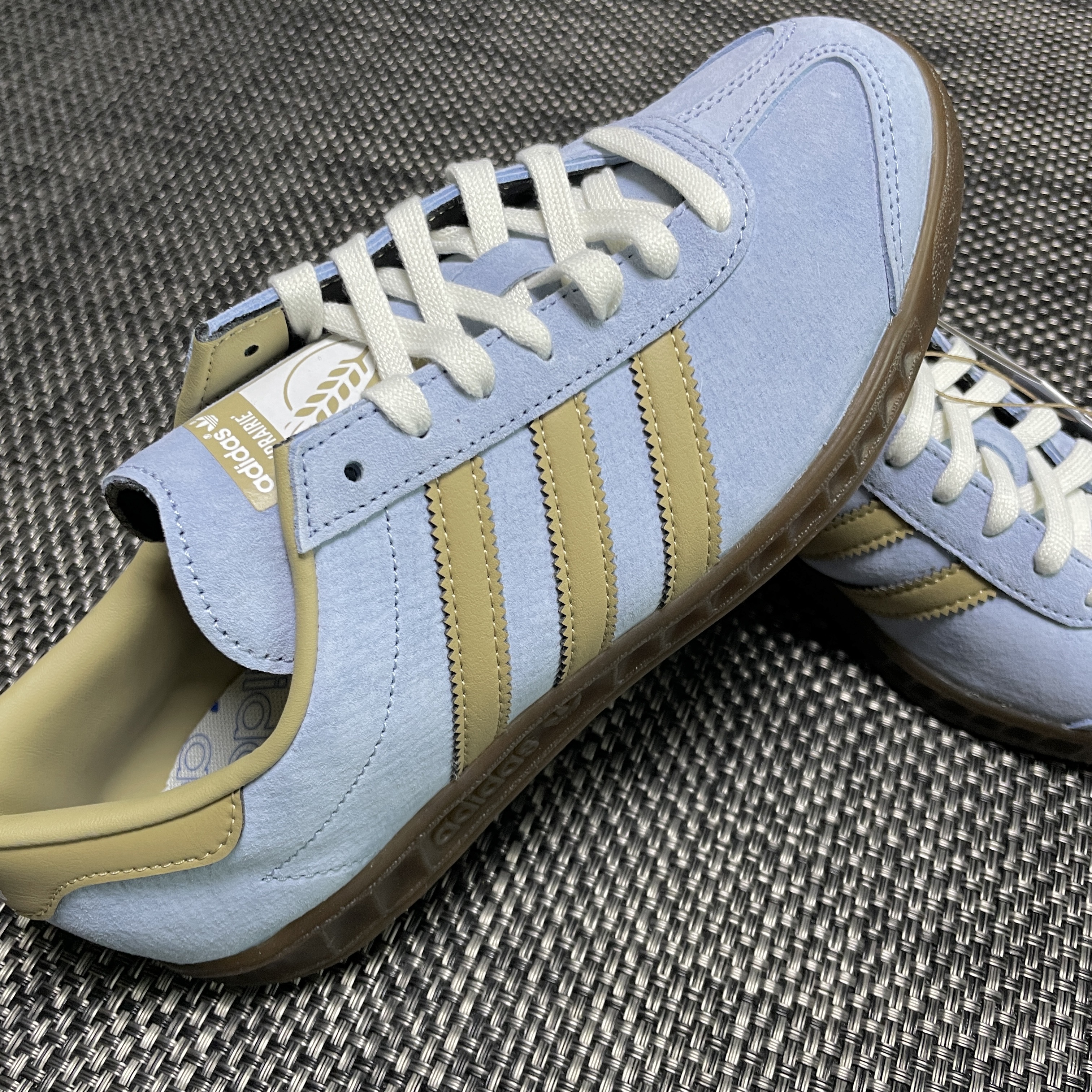 Adidas State Series Illinois Ambient Sky 착용 스타일 - 2