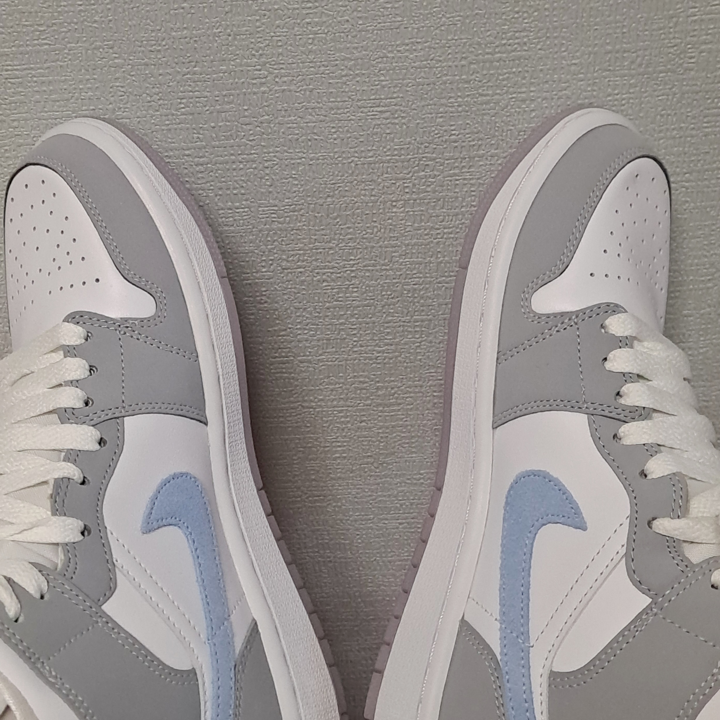 (W) Jordan 1 Mid Wolf Grey 착용 스타일