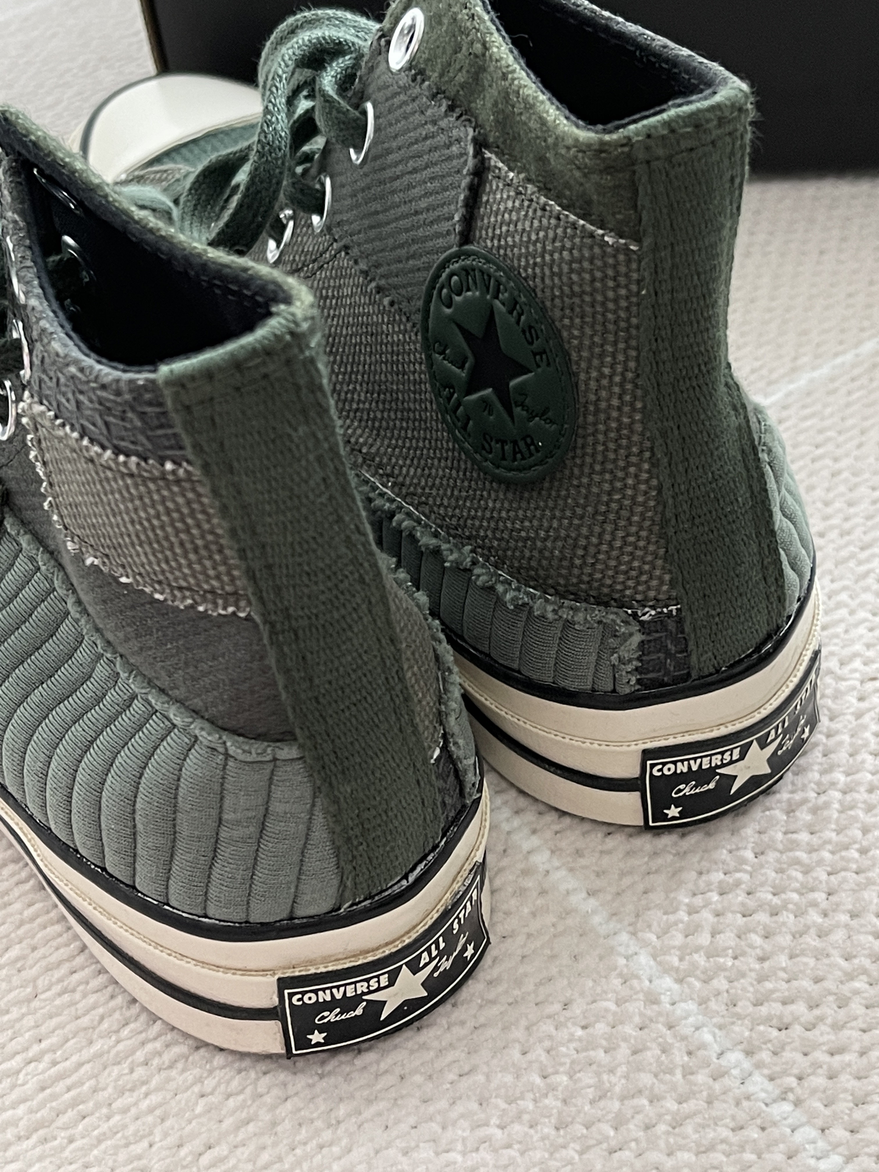 Converse Mono Patchwork Chuck 70 High Forest Egret 착용 스타일 - 1