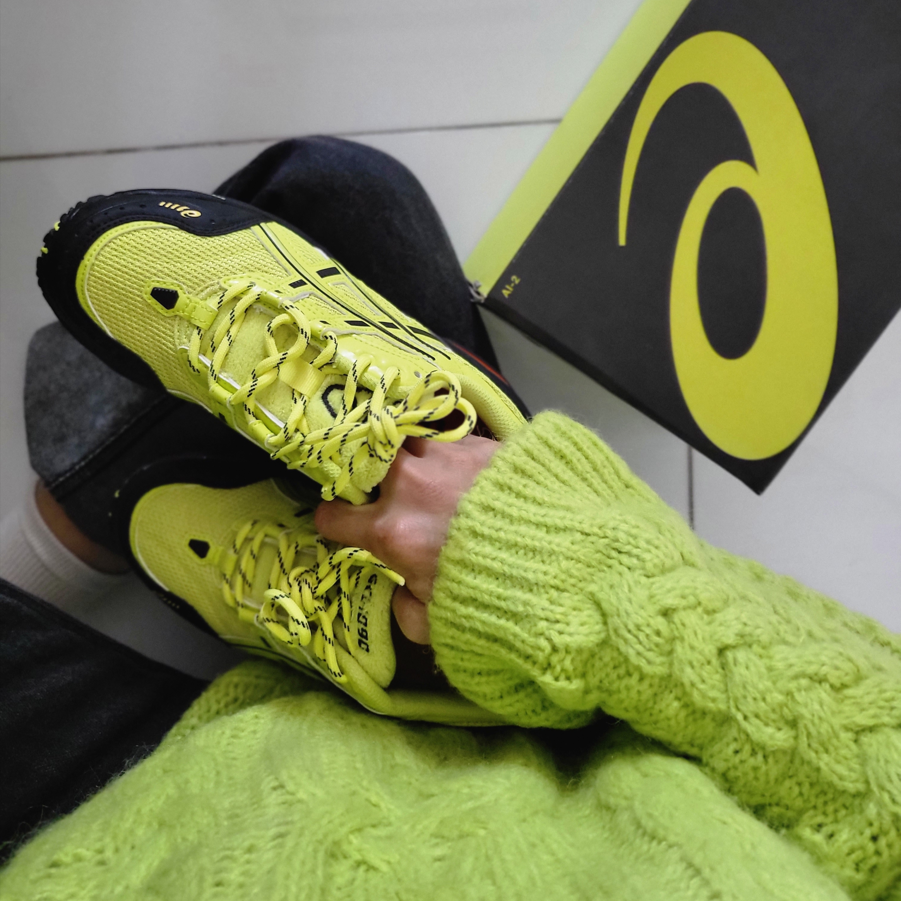 Asics x IAB Studio Gel-1090 Lime 착용 스타일 - 2