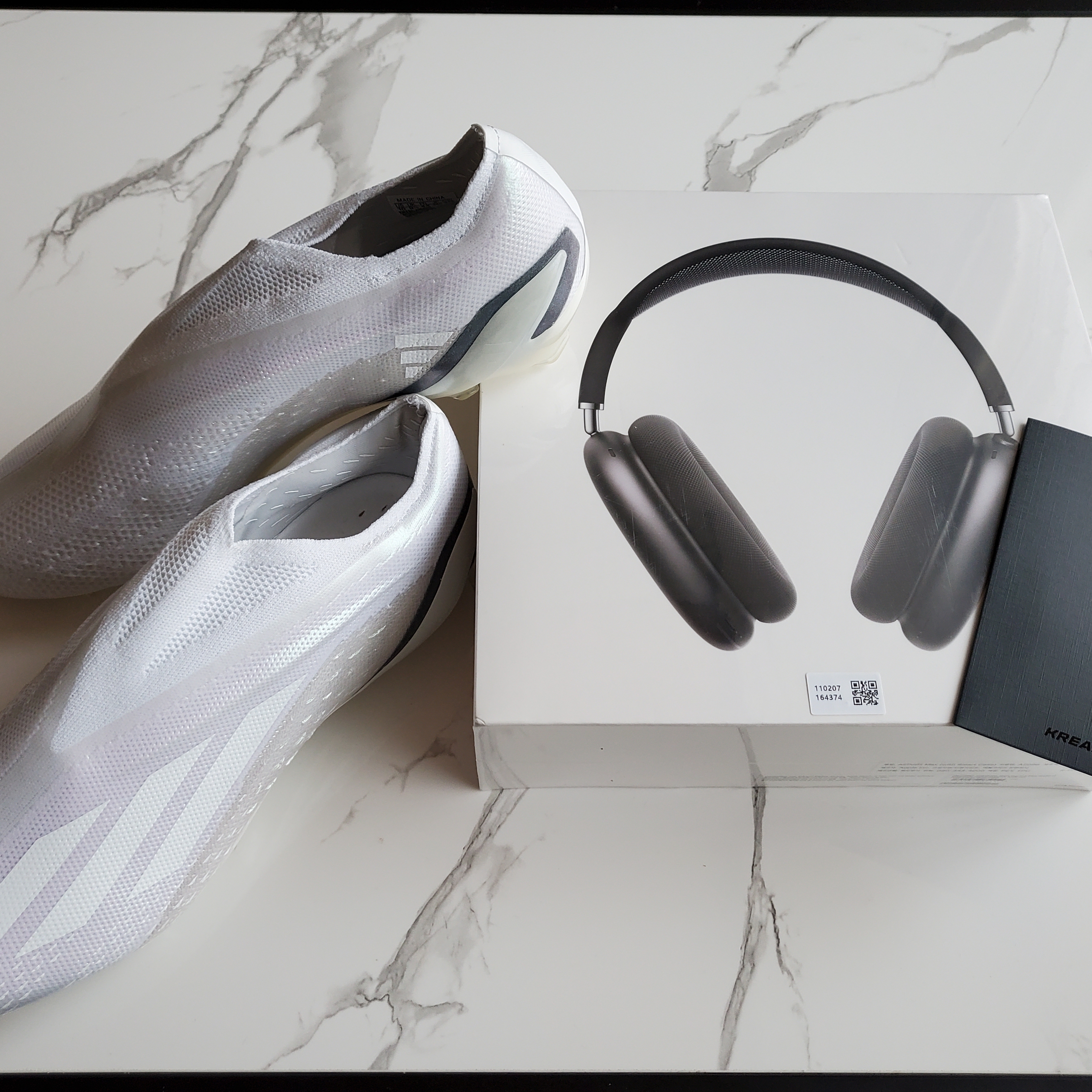 Apple AirPods Max Lightning Space Gray (Korean Ver.) 착용 스타일 - 1