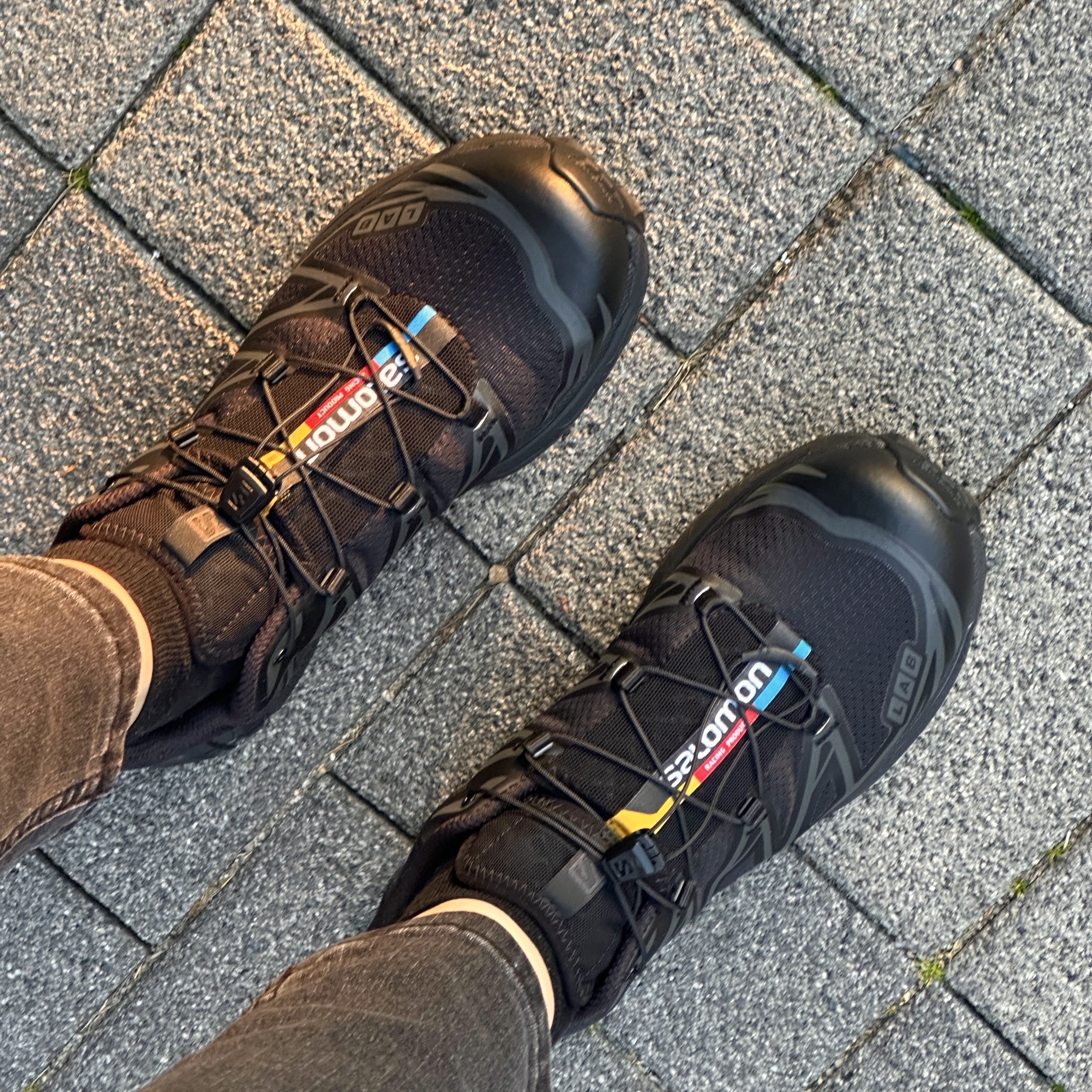 Salomon XT-6 ADV Black 착용 스타일