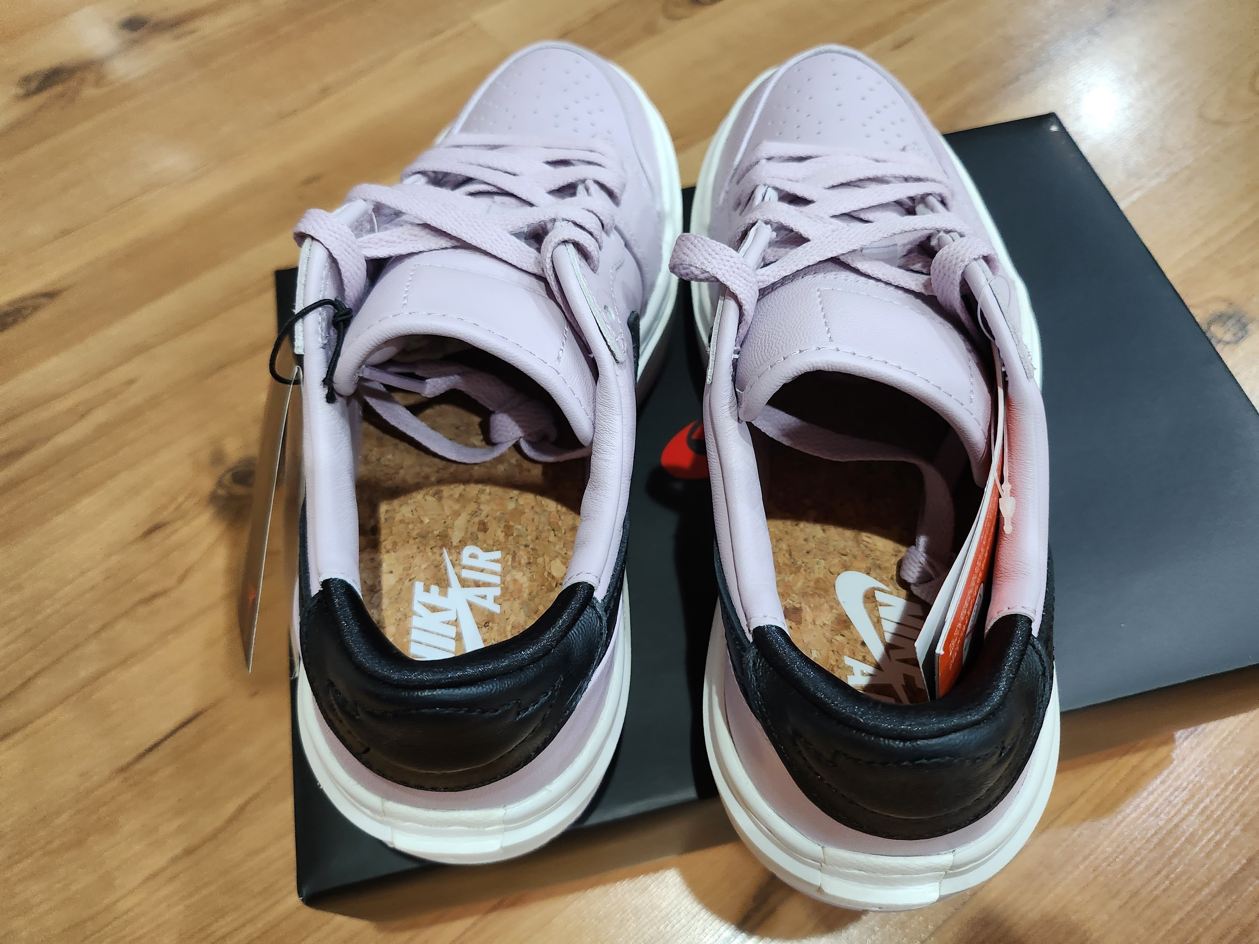 (W) Jordan 1 Elevate Low Iced Lilac Sail 착용 스타일 - 3