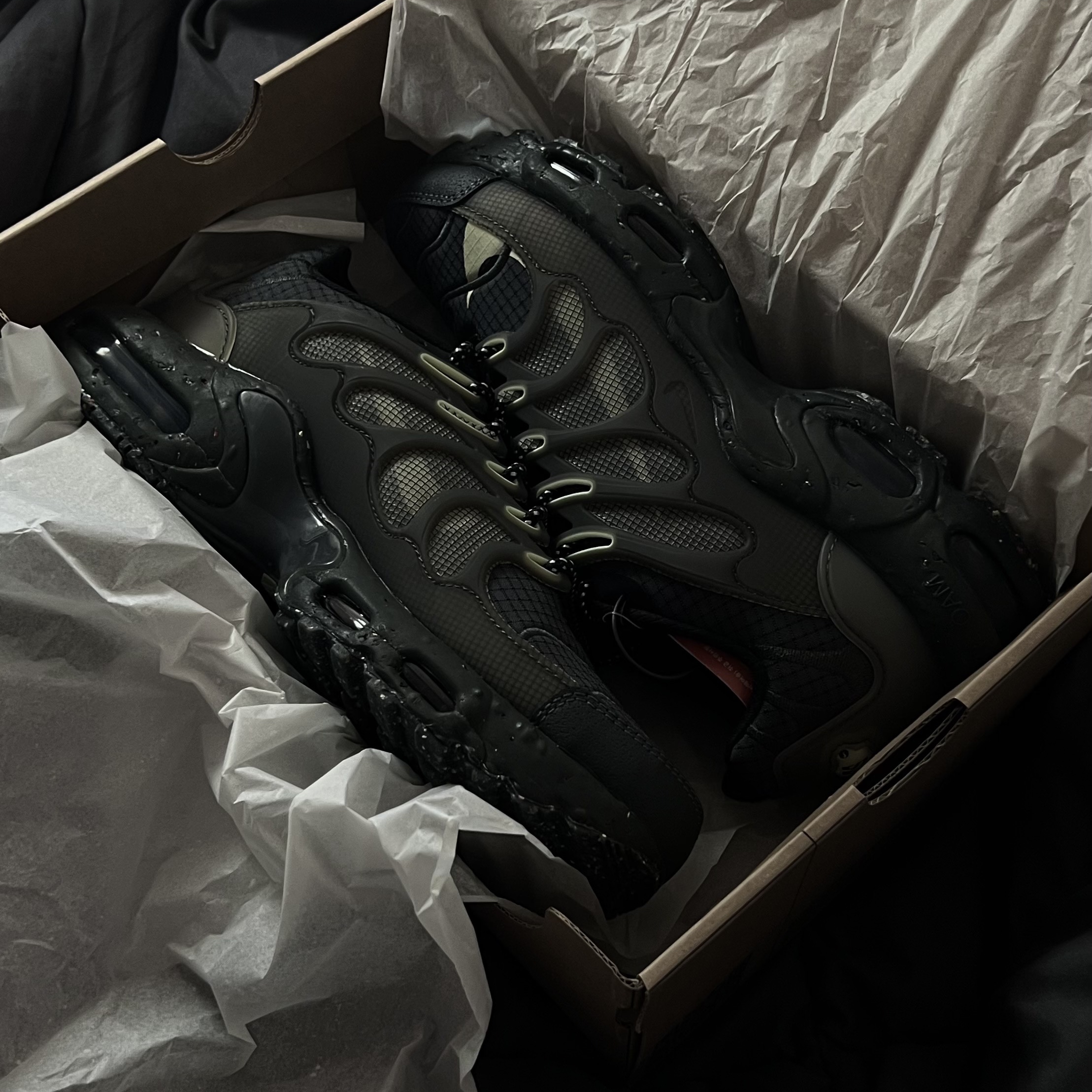 Nike Air Max Terrascape Plus Black and Lime 착용 스타일 - 1