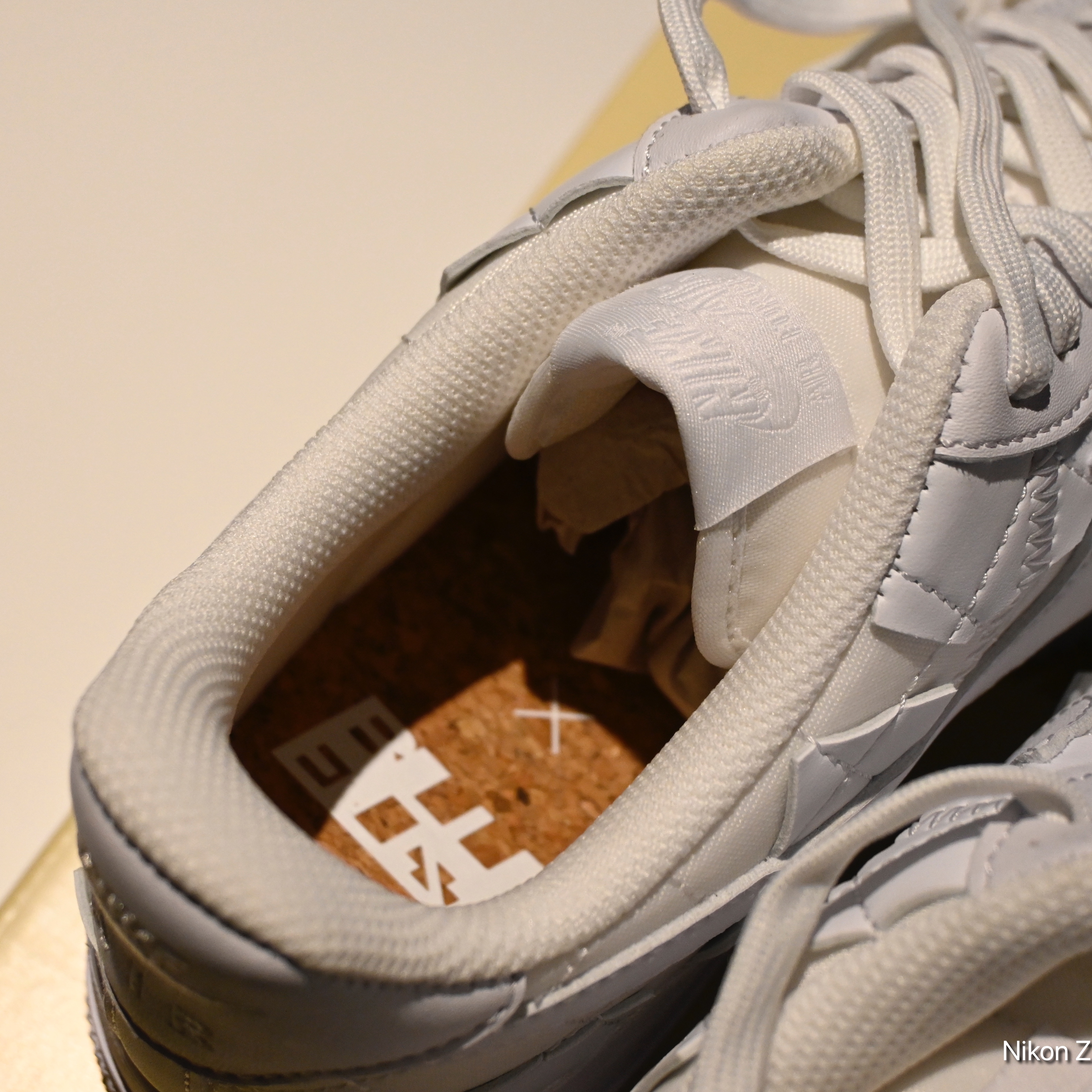 Nike x Billie Eilish Air Force 1 Low SP Triple White 착용 스타일 - 2