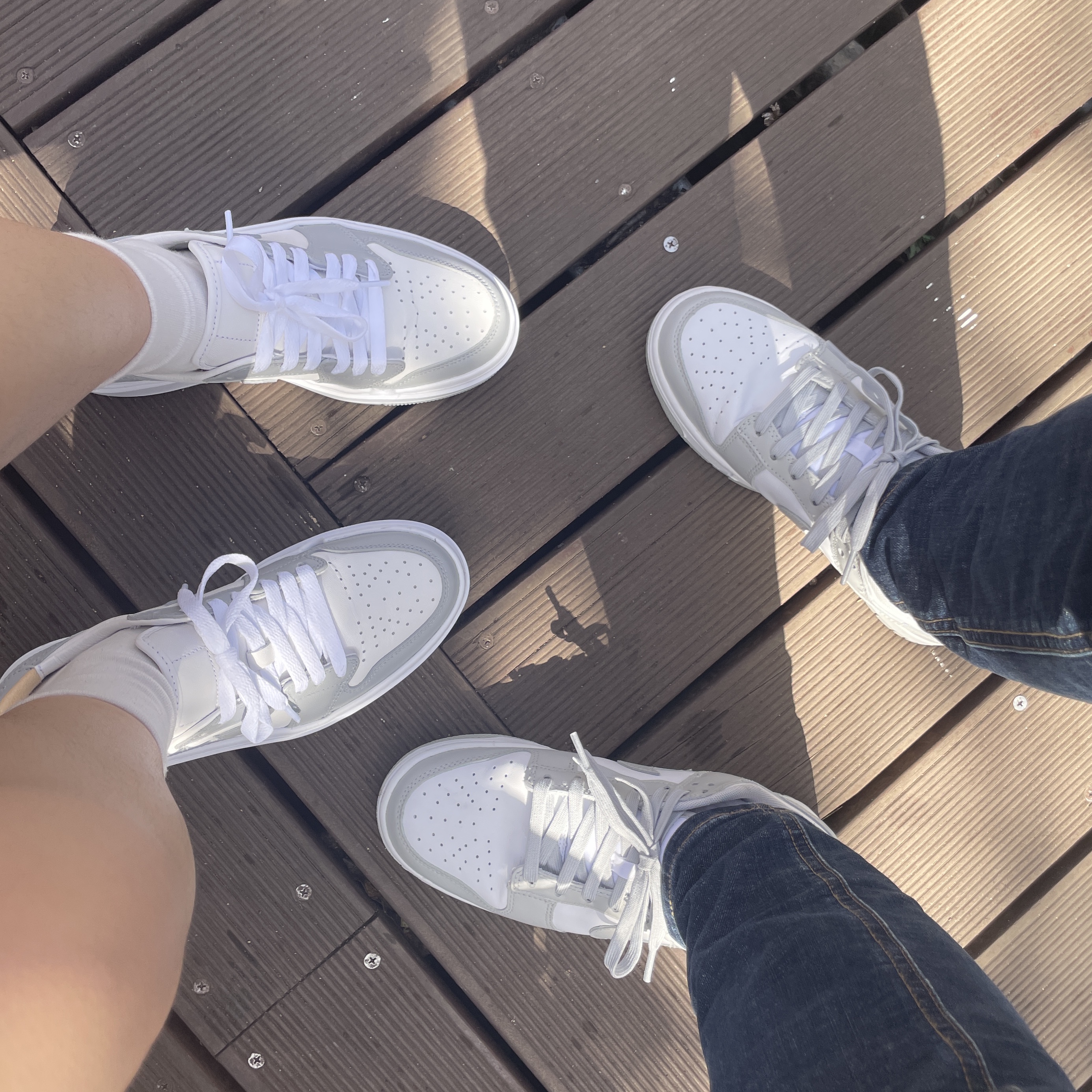Nike Dunk Low Retro Grey Fog, (W) Jordan 1 Elevate Low White and Wolf Grey 착용 스타일