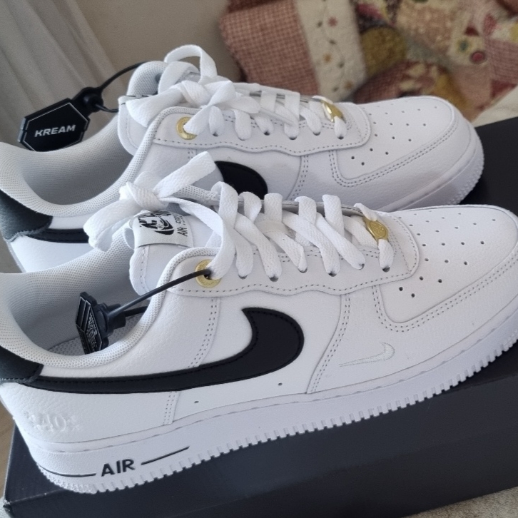 Nike Air Force 1 '07 LV8 40th Anniversary Join Forces White Black 착용 스타일