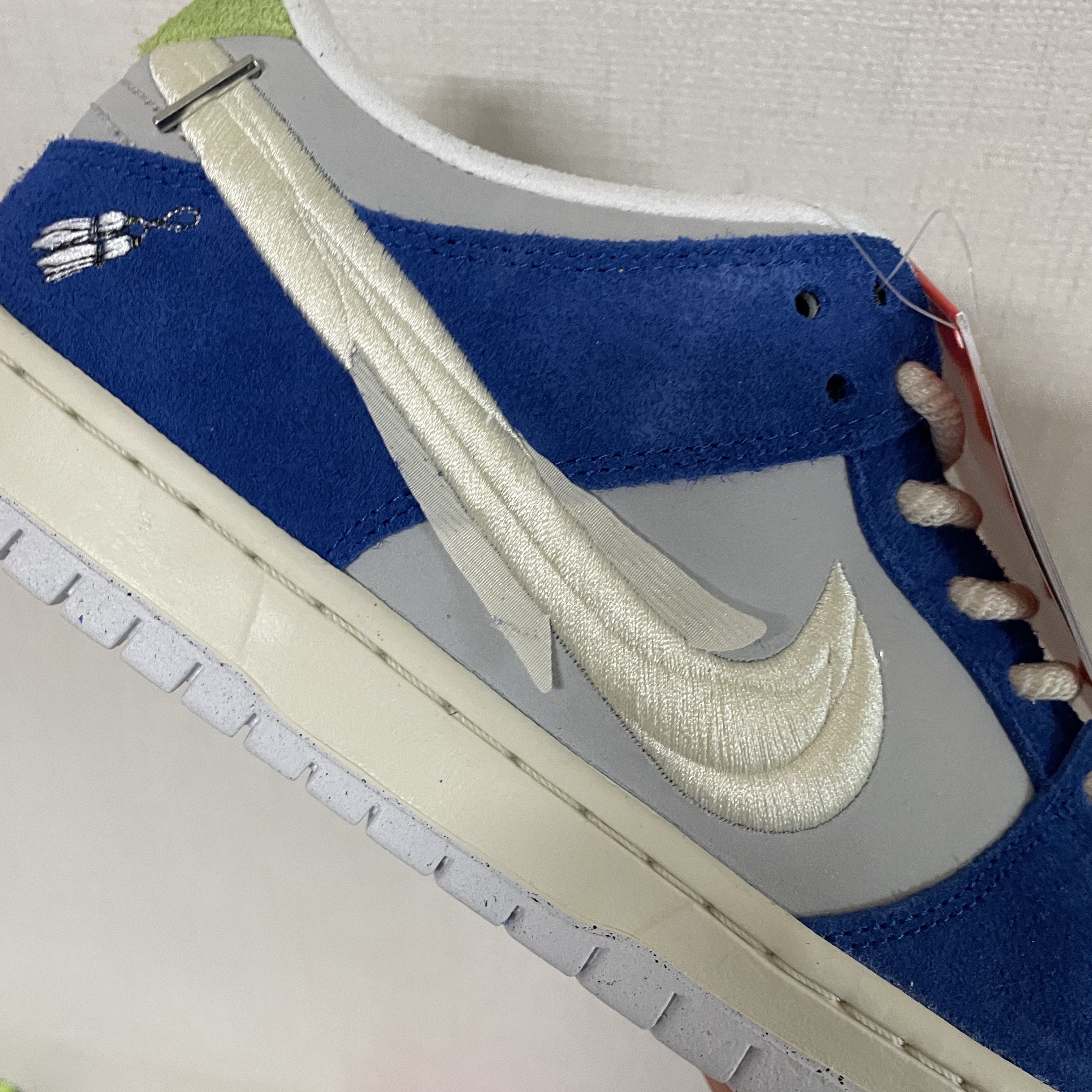 Nike x Fly Streetwear SB Dunk Low Pro Gardenia 착용 스타일 - 2